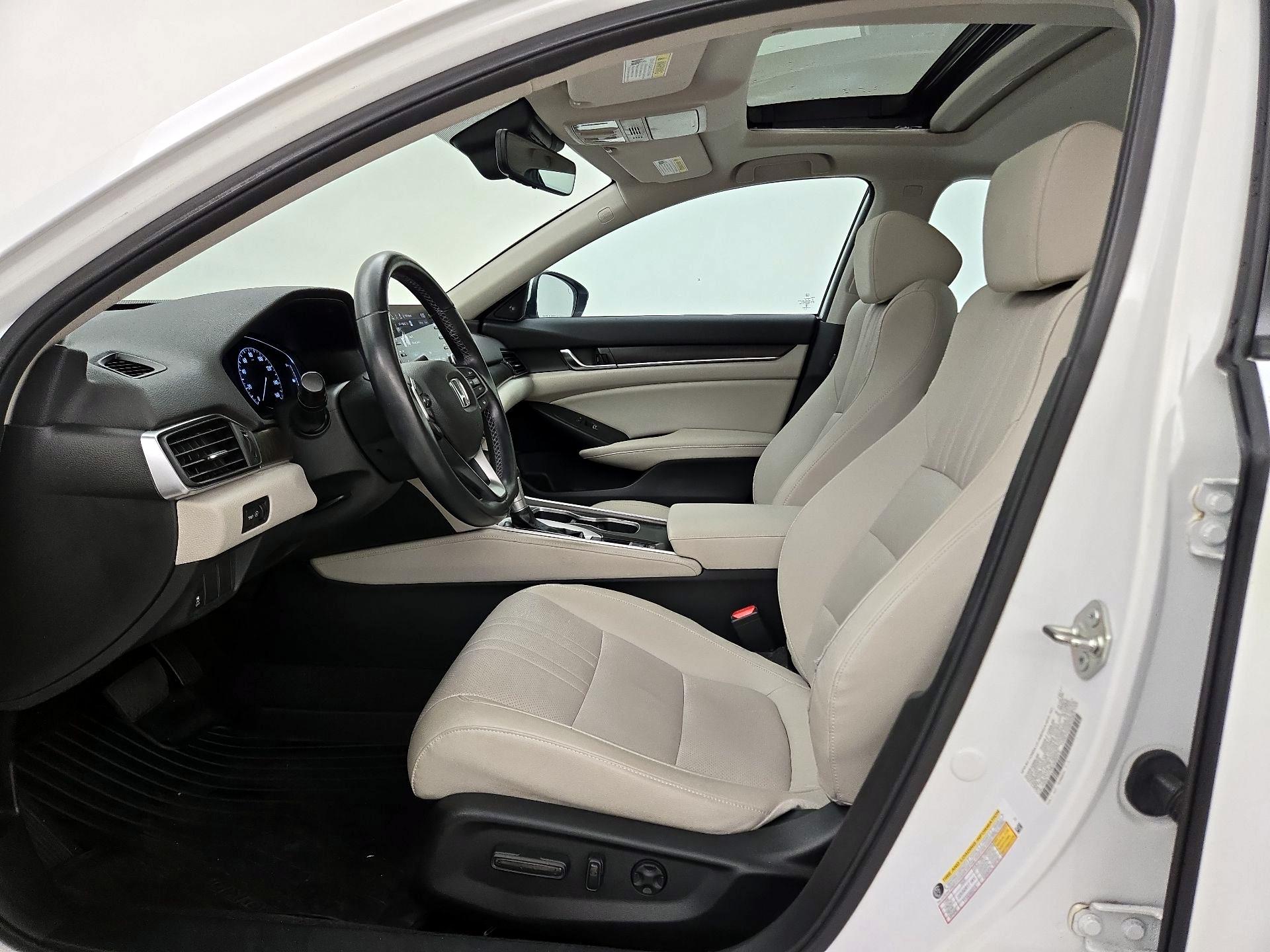 Thumbnail: 2018 Honda Accord - 11