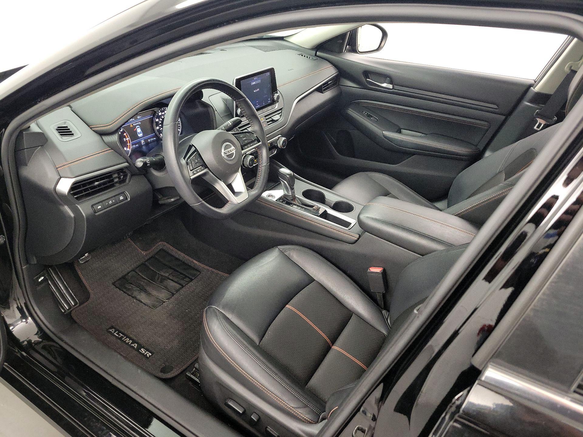 Thumbnail: 2020 Nissan Altima - 11