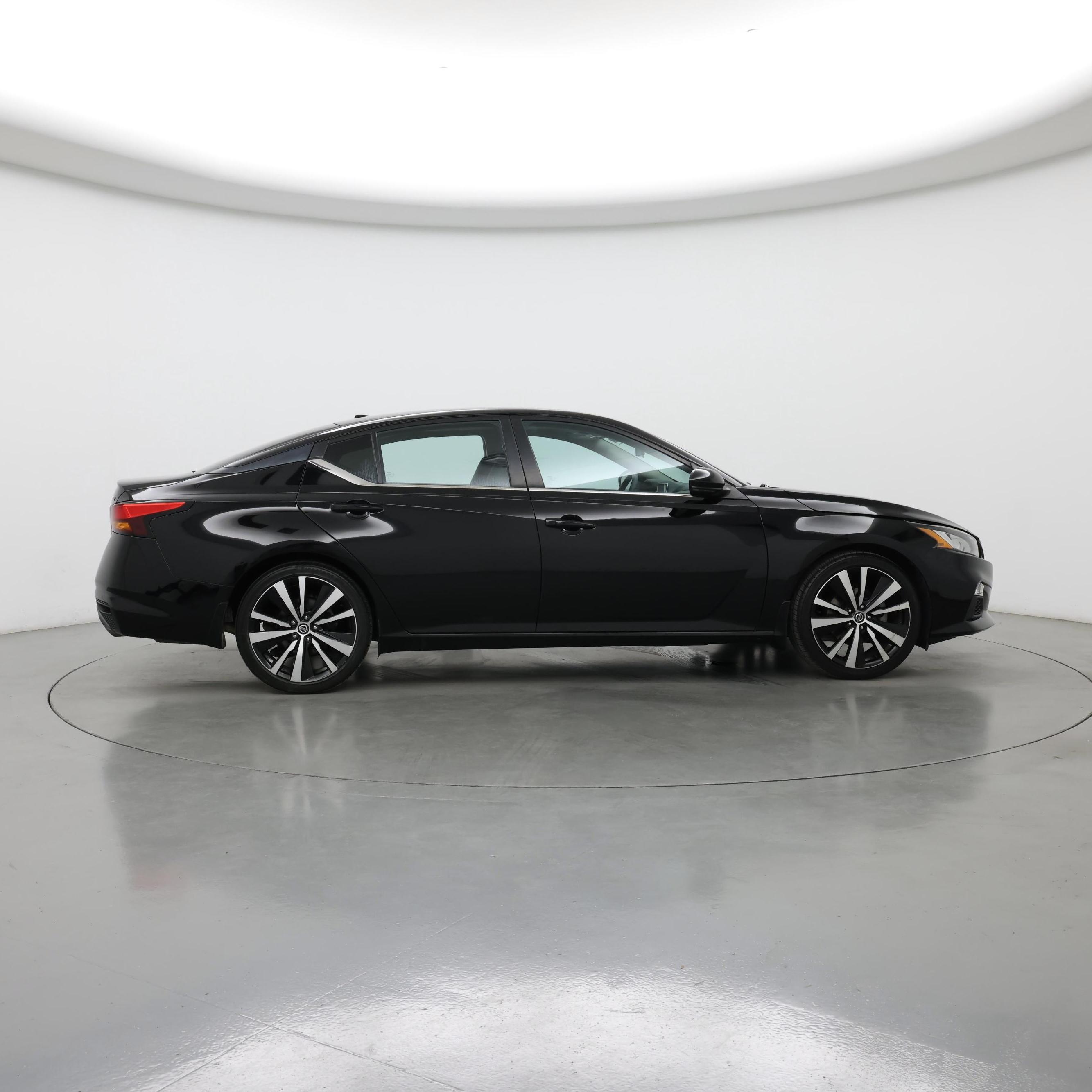 Thumbnail: 2020 Nissan Altima - 7