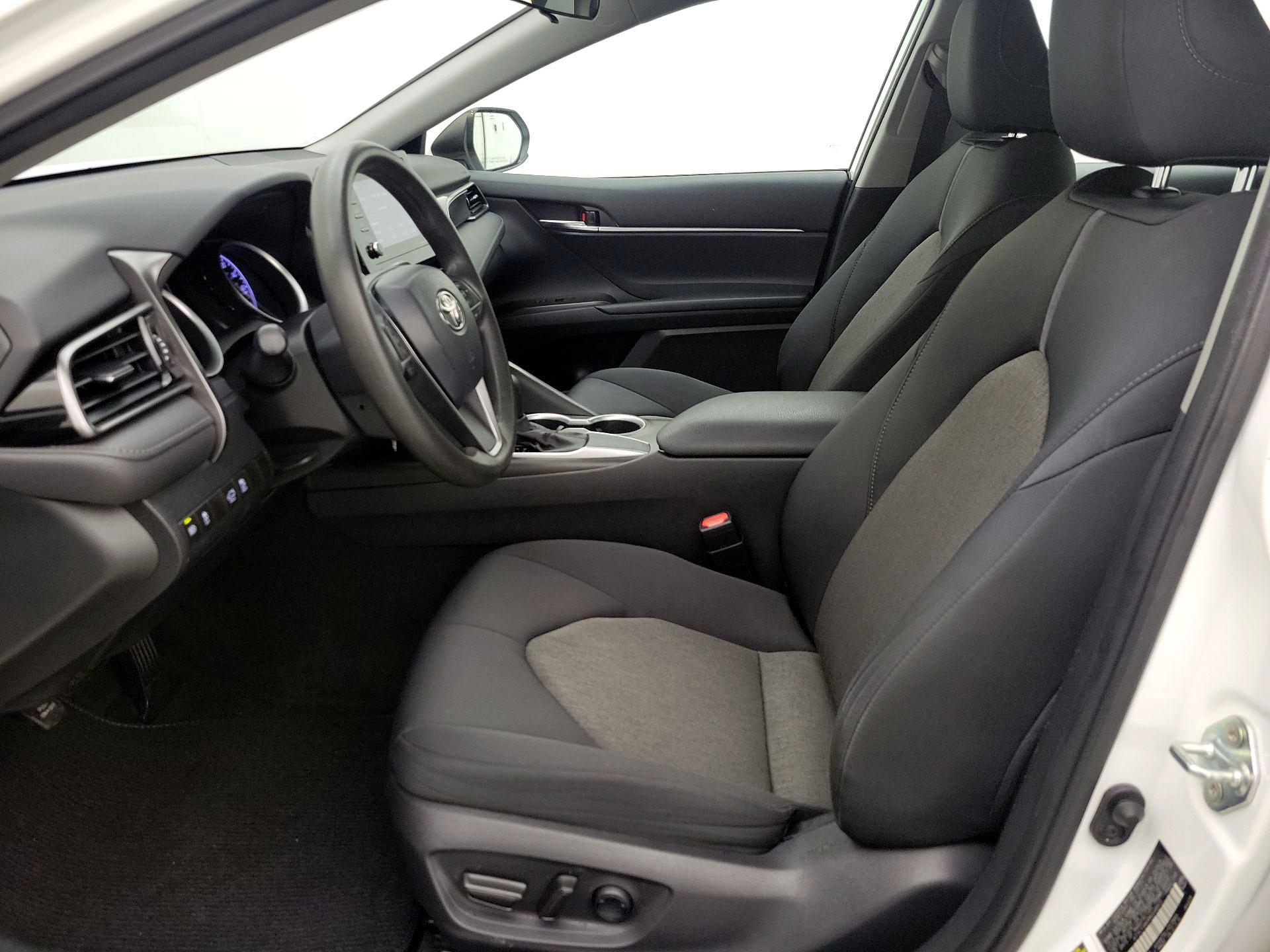 Thumbnail: 2021 Toyota Camry - 11