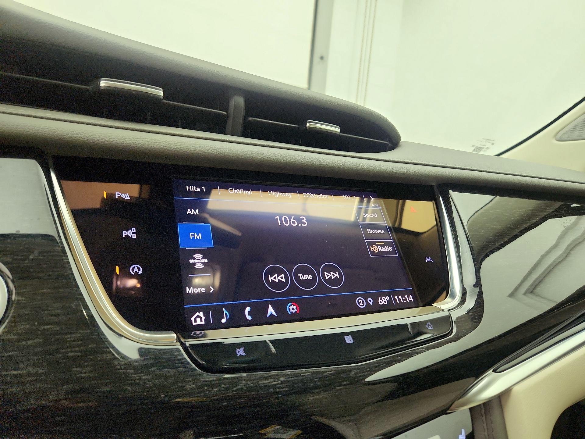 Thumbnail: 2021 Cadillac XT6 - 15