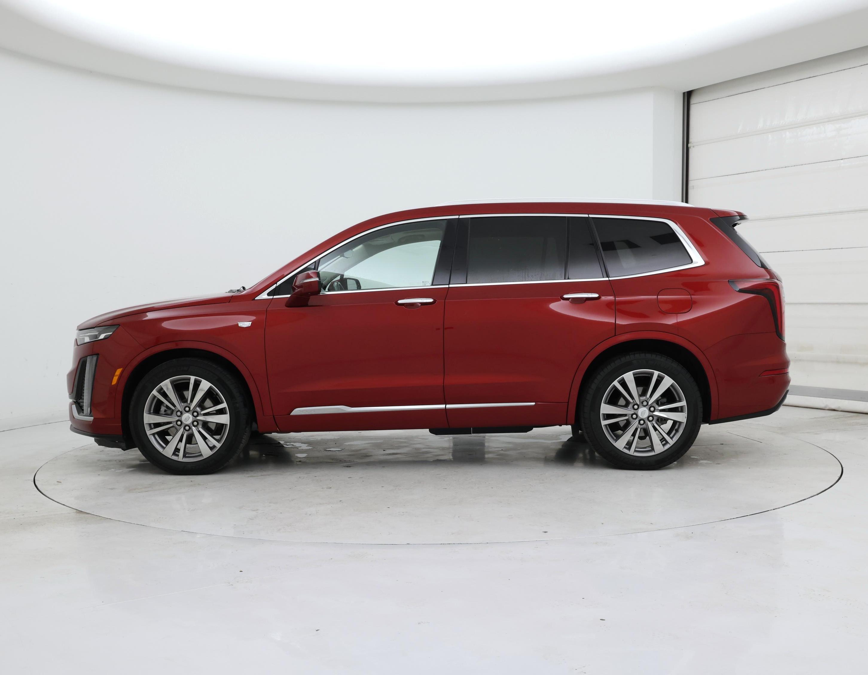 Thumbnail: 2021 Cadillac XT6 - 3