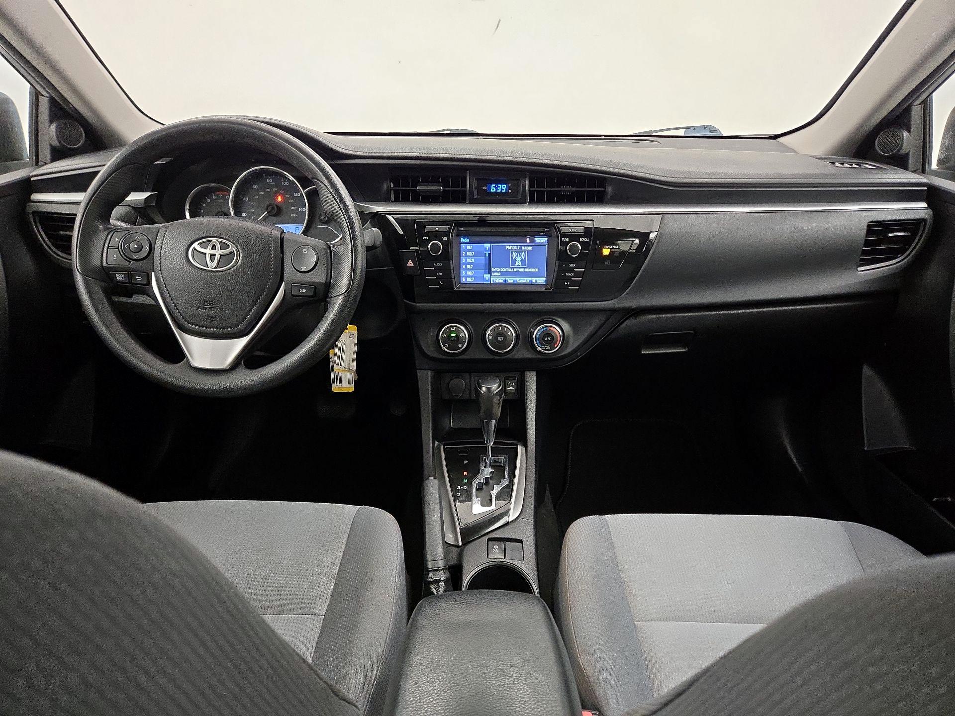 Thumbnail: 2016 Toyota Corolla - 9