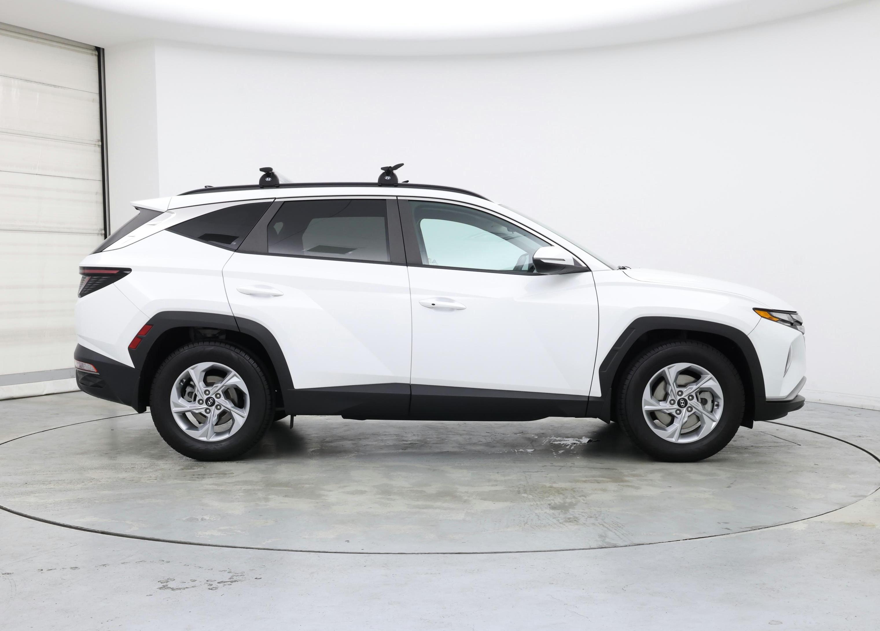 Thumbnail: 2022 Hyundai Tucson - 7