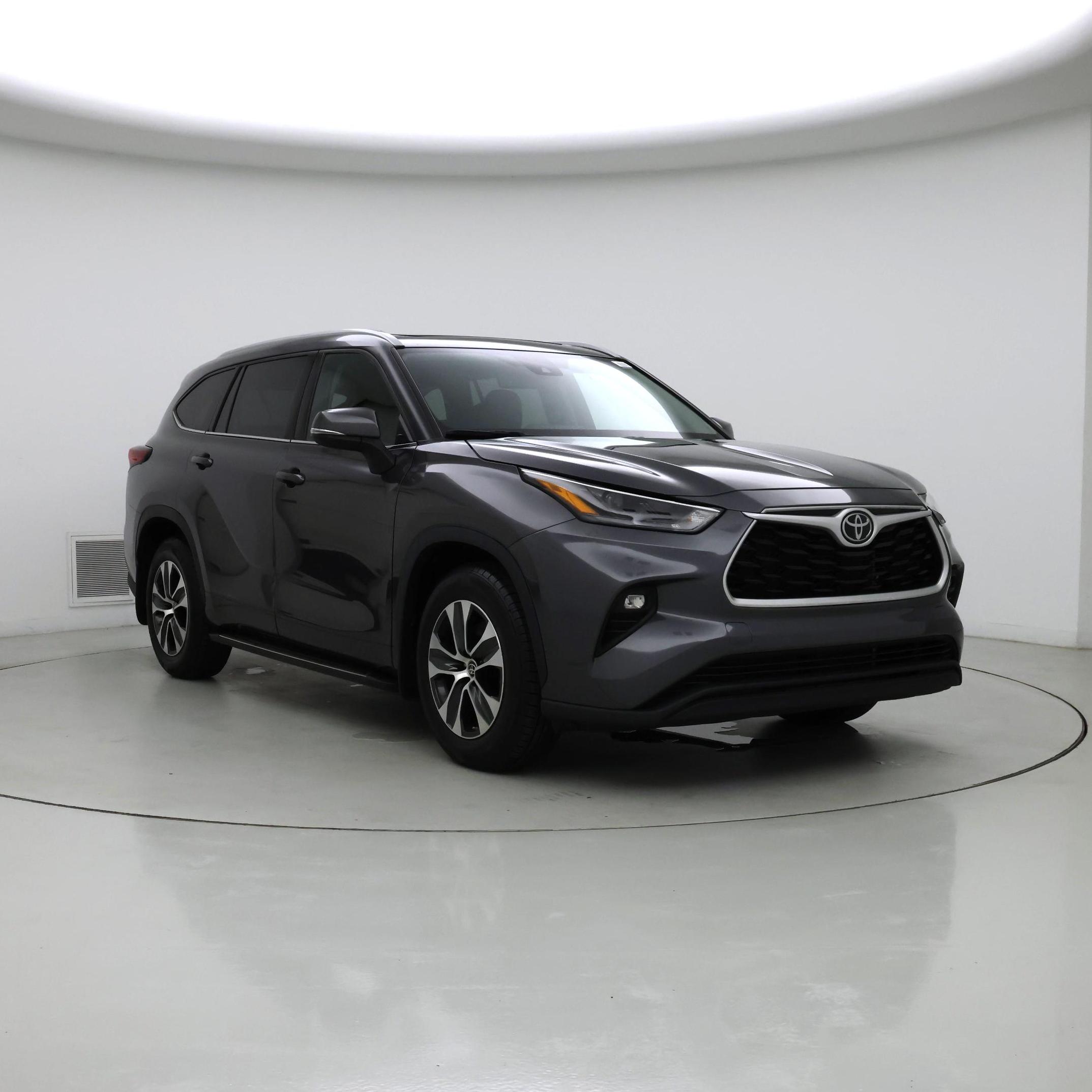 Thumbnail: 2022 Toyota Highlander - 1