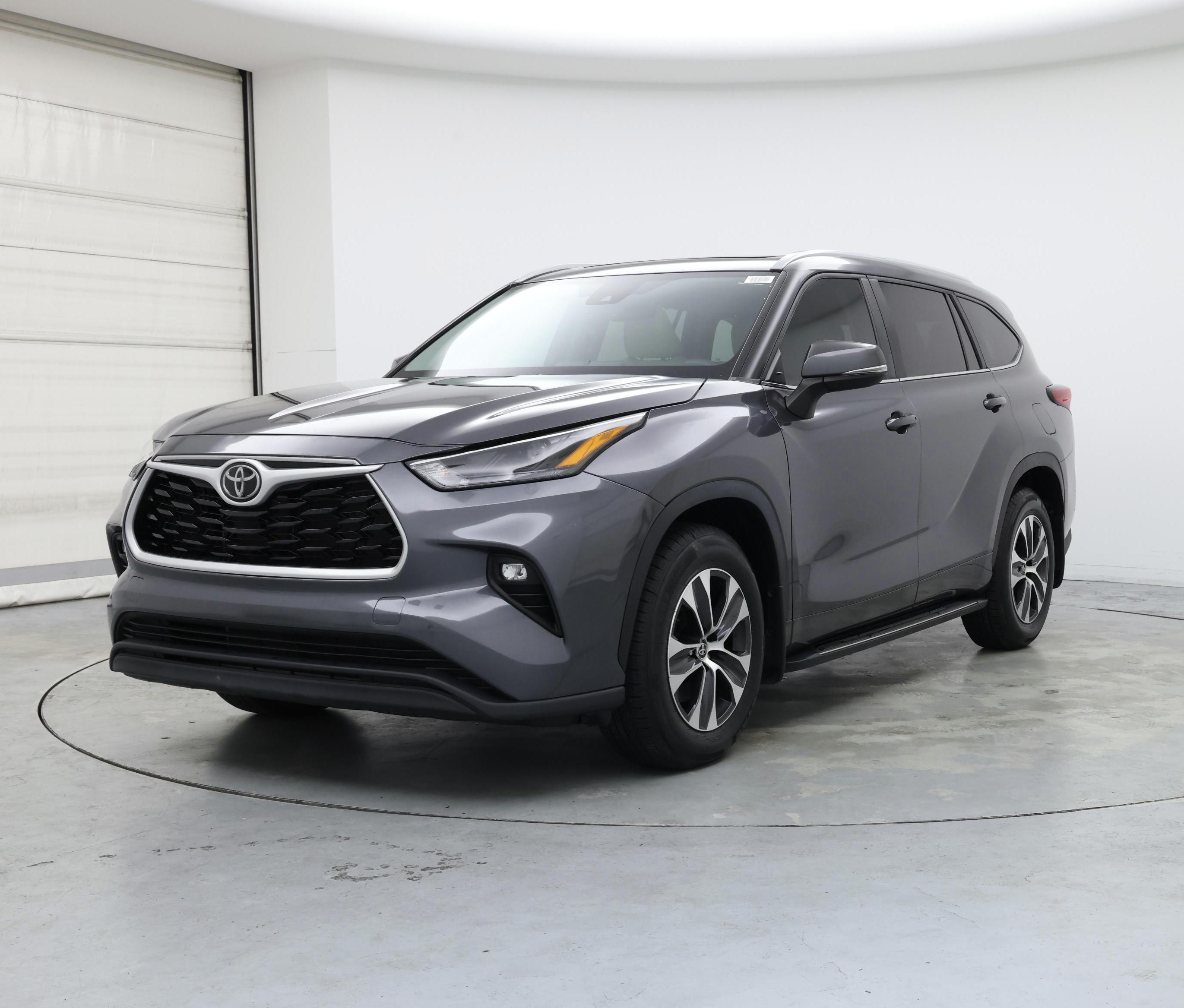 Thumbnail: 2023 Toyota Highlander - 4