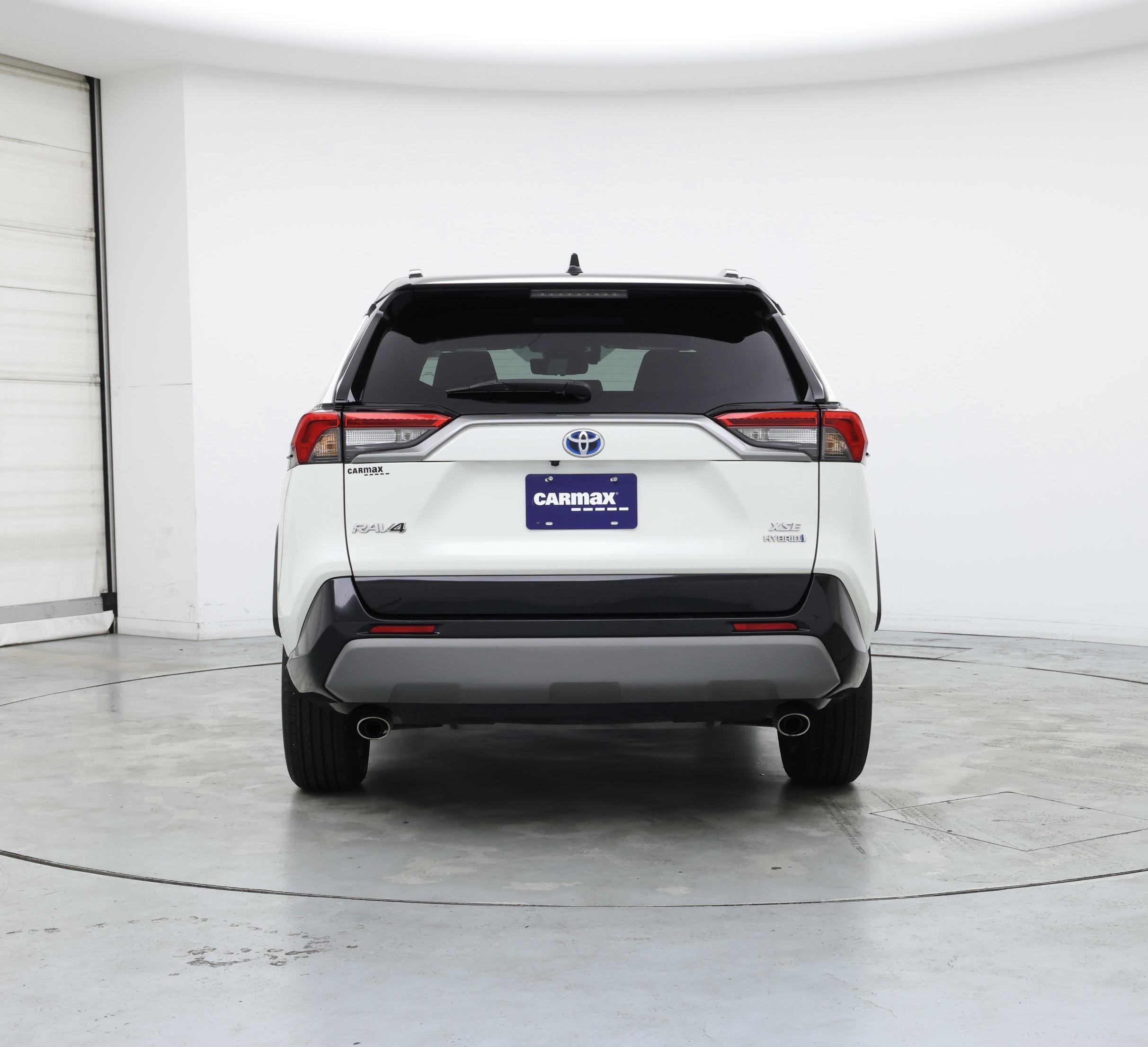 Thumbnail: 2021 Toyota RAV4 - 6