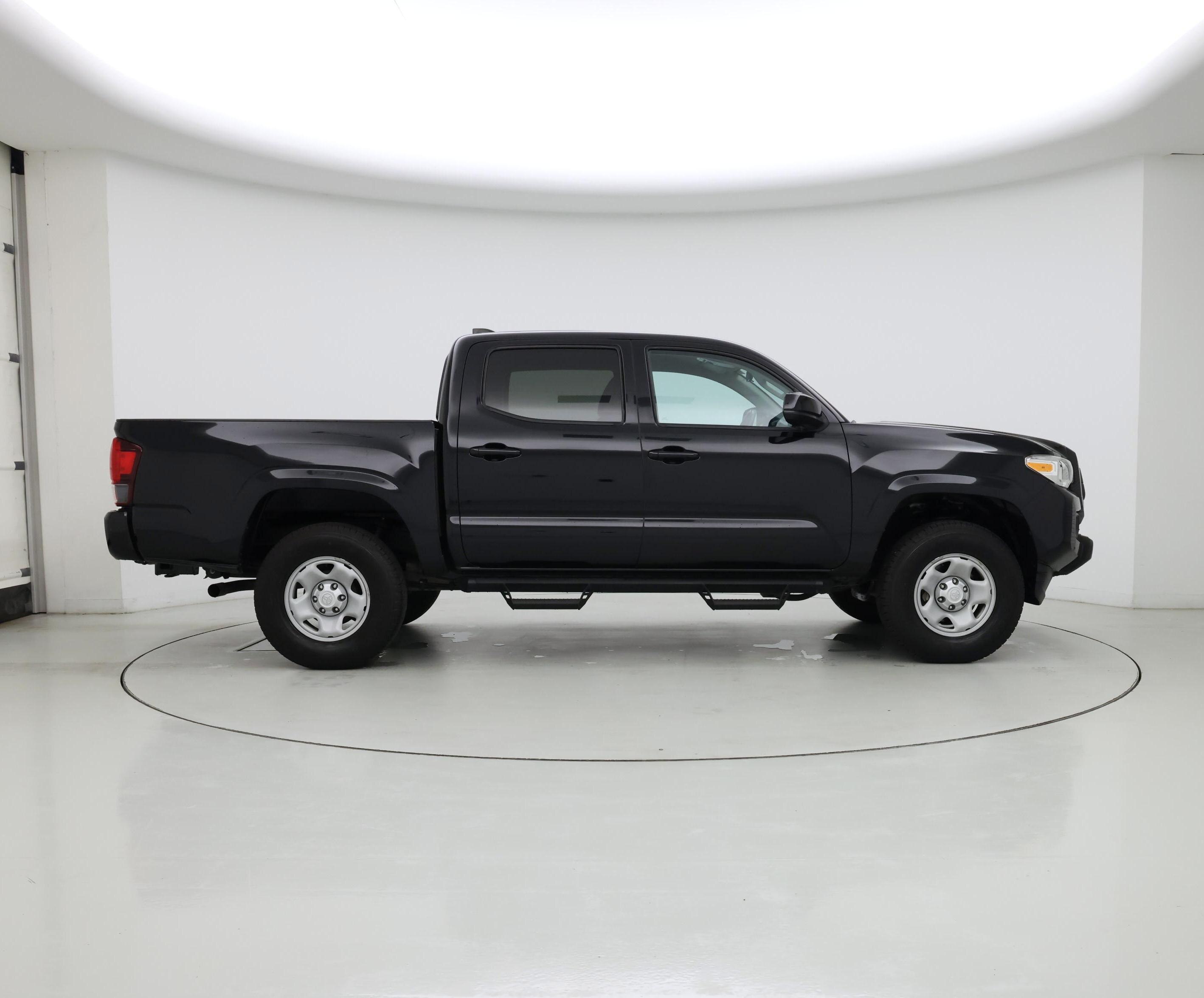 Thumbnail: 2021 Toyota Tacoma - 7