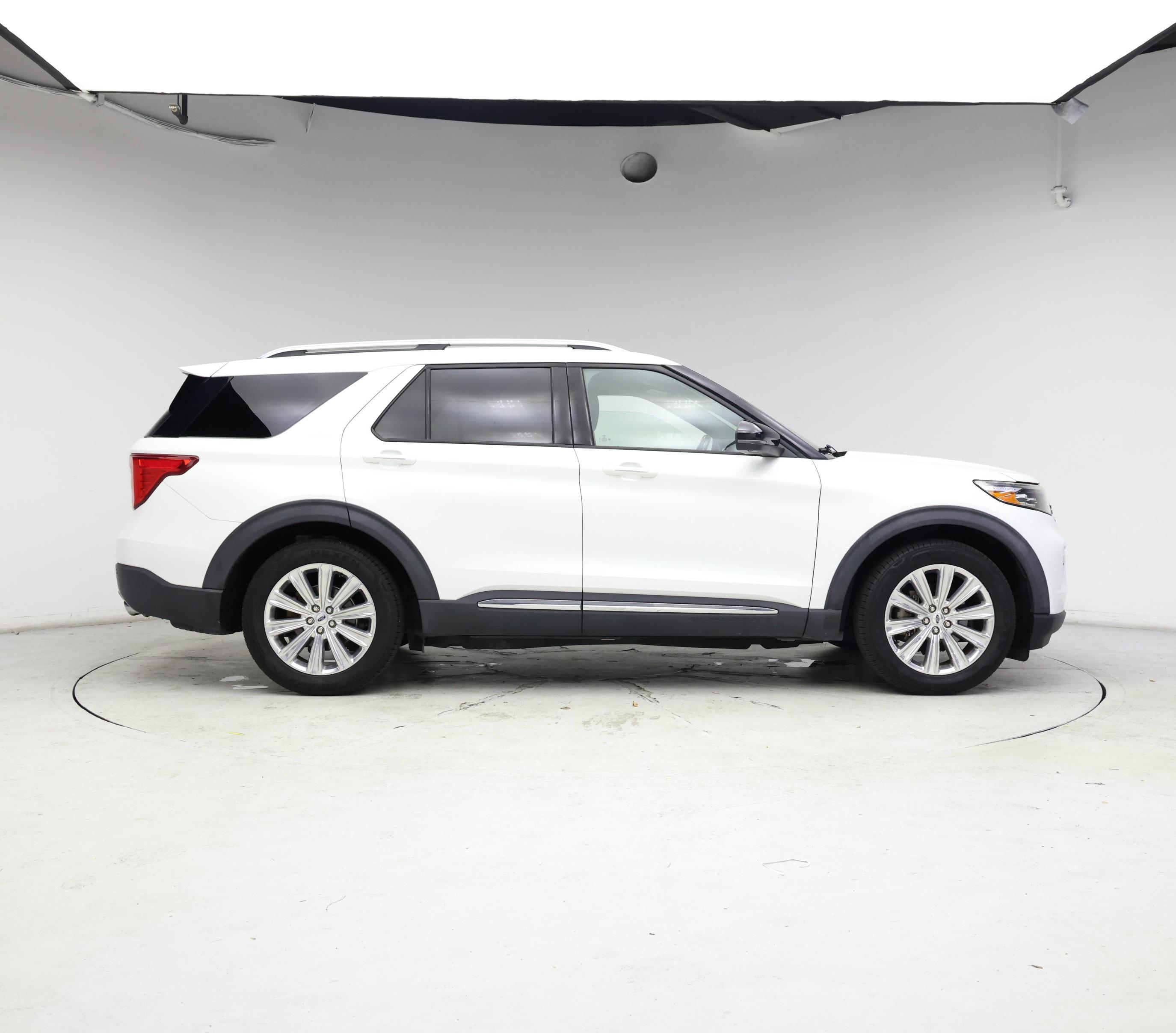 Thumbnail: 2020 Ford Explorer - 7