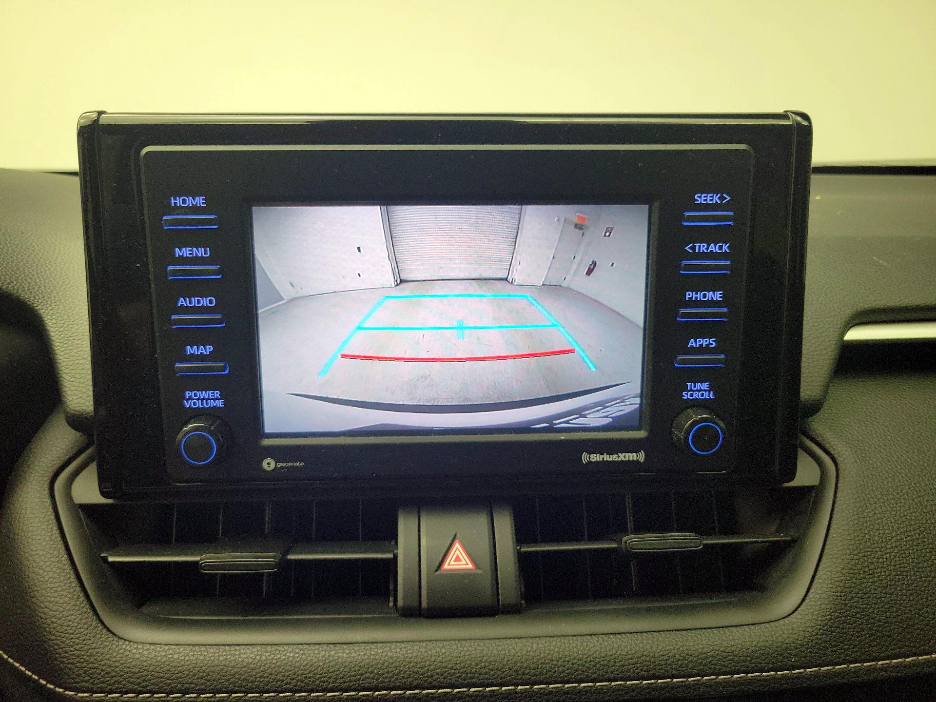 Thumbnail: 2020 Toyota RAV4 - 14