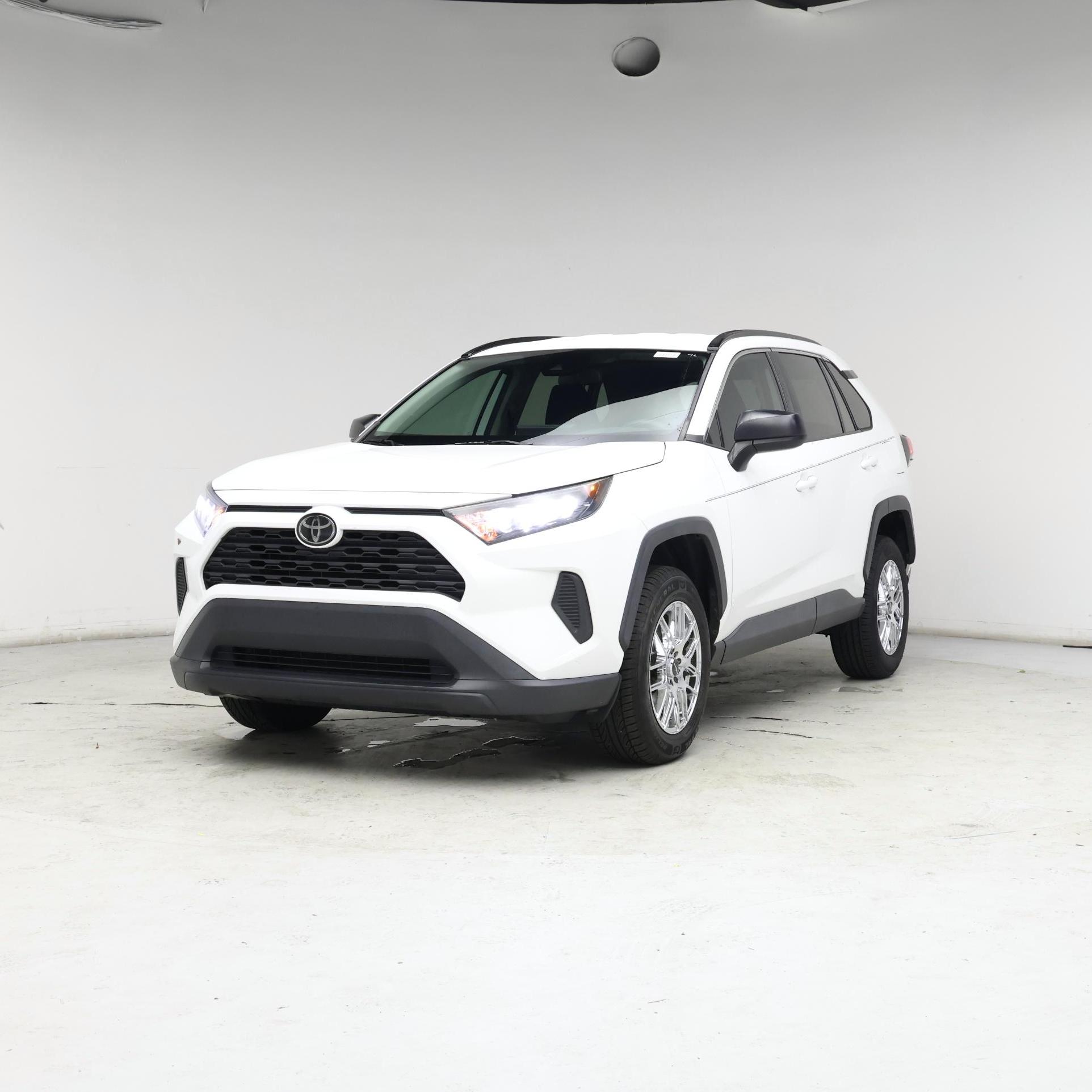Thumbnail: 2020 Toyota RAV4 - 4