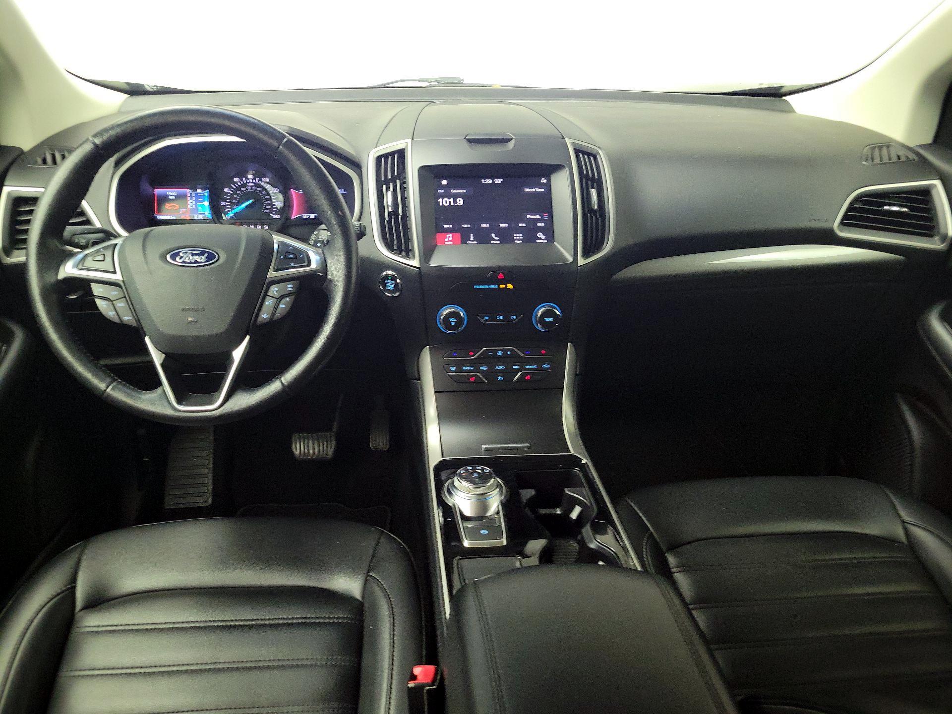 Thumbnail: 2019 Ford Edge - 9