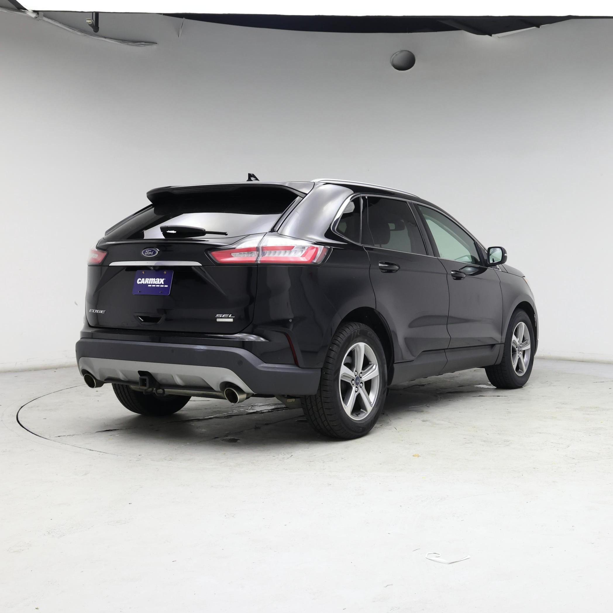 Thumbnail: 2019 Ford Edge - 8