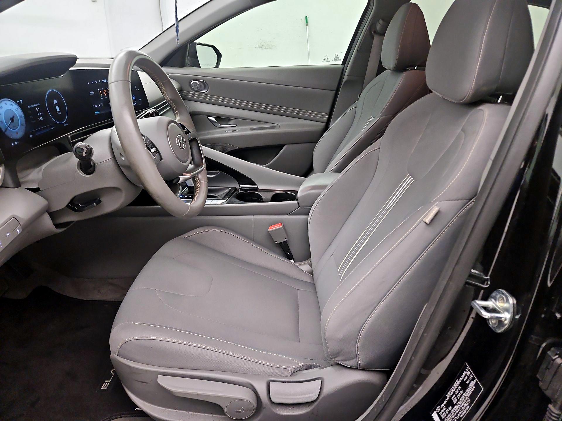 Thumbnail: 2023 Hyundai Elantra - 11