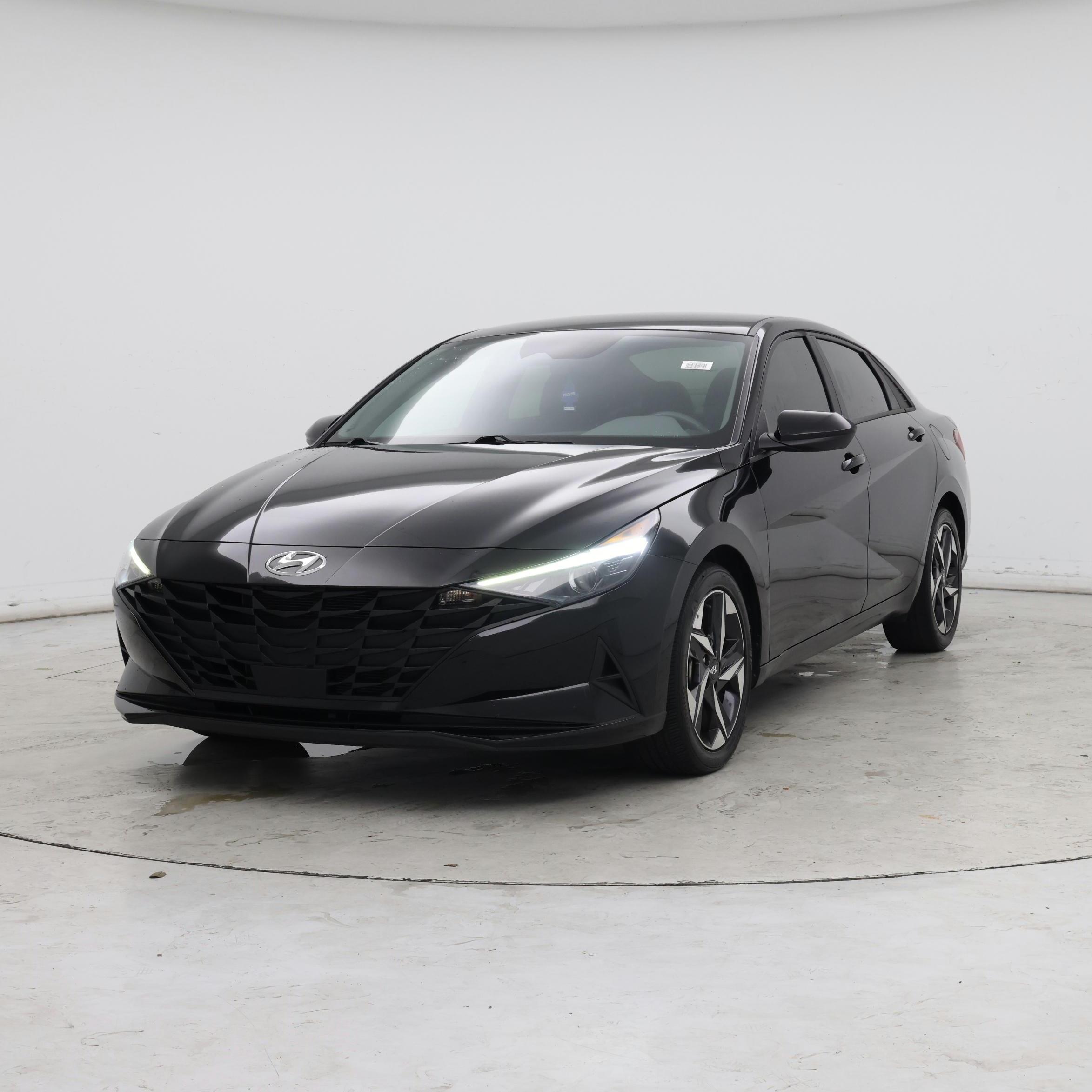 Thumbnail: 2023 Hyundai Elantra - 4