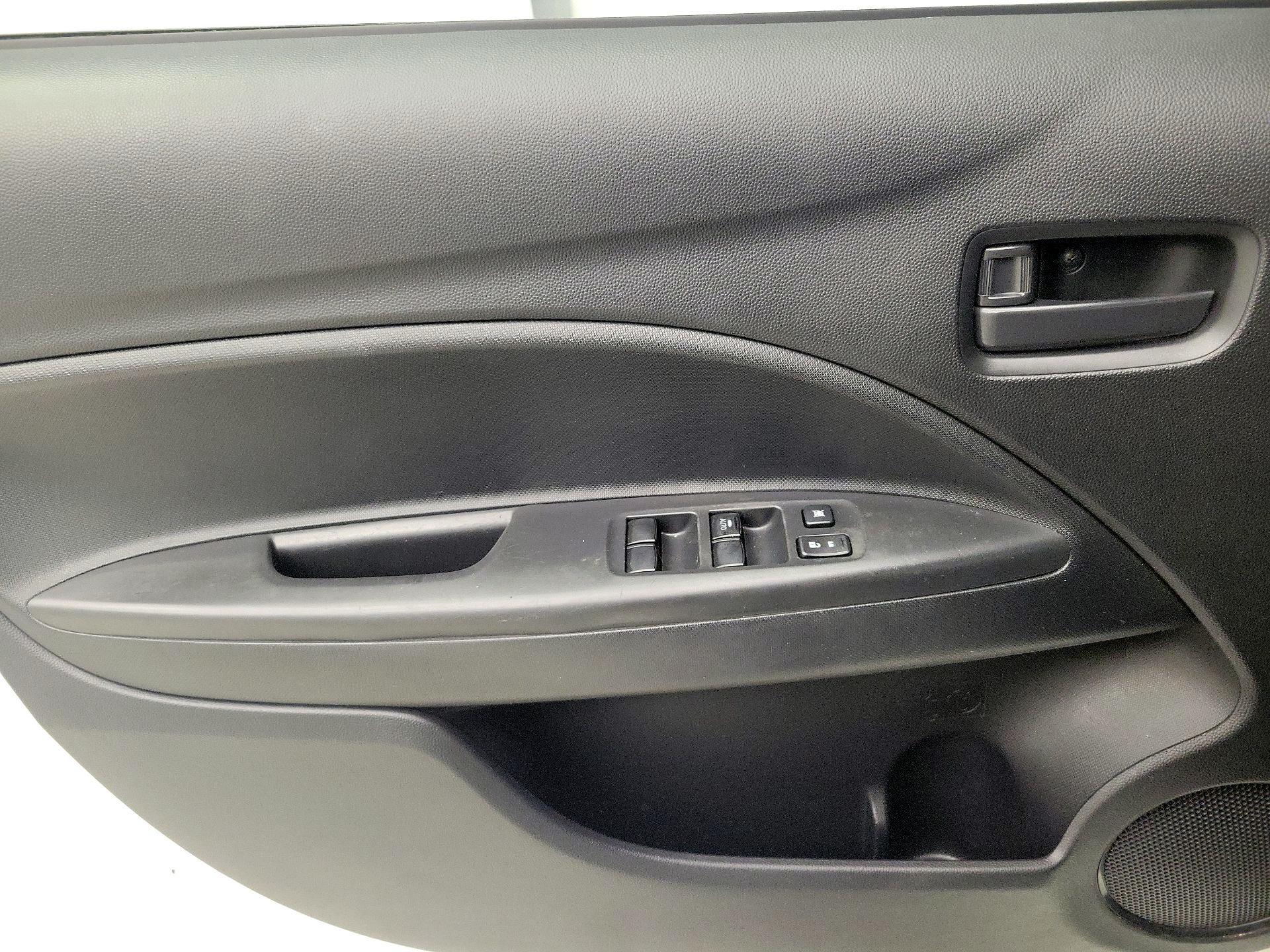 Thumbnail: 2020 Mitsubishi Mirage G4 - 12