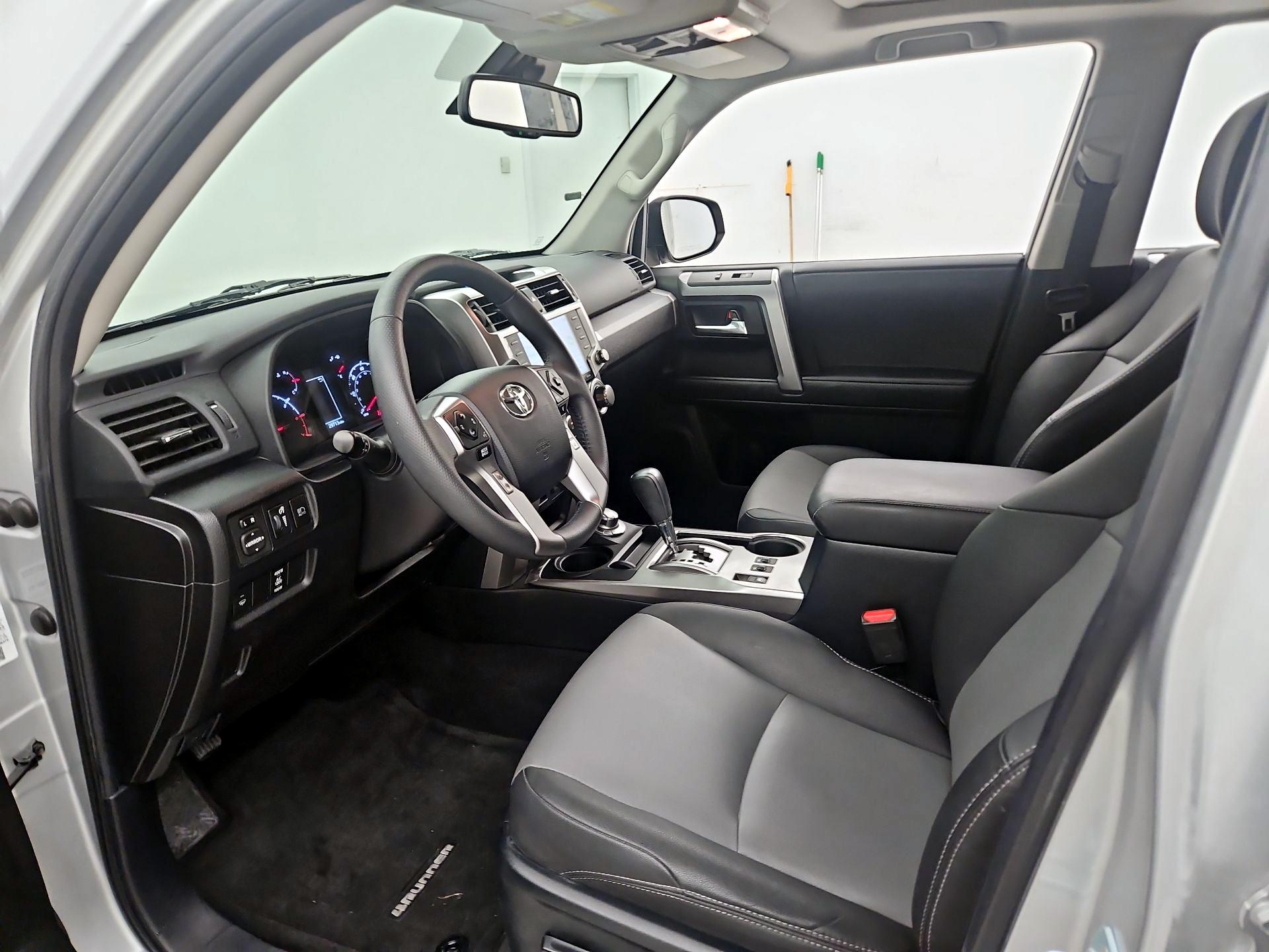 Thumbnail: 2021 Toyota 4Runner - 11