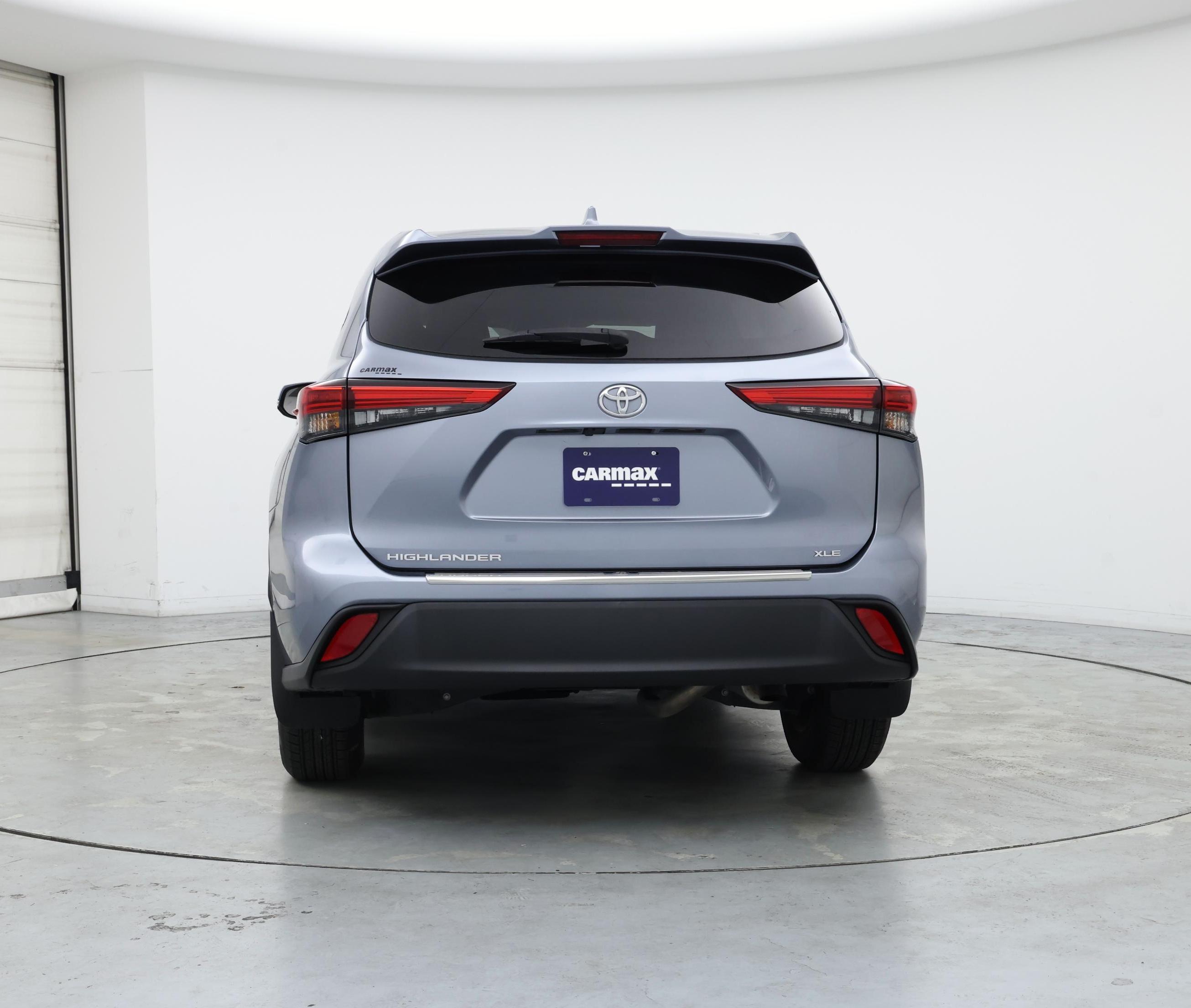 Thumbnail: 2023 Toyota Highlander - 6