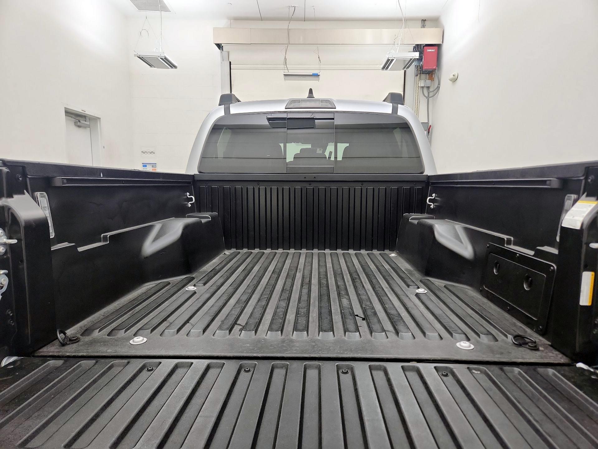 Thumbnail: 2022 Toyota Tacoma - 20
