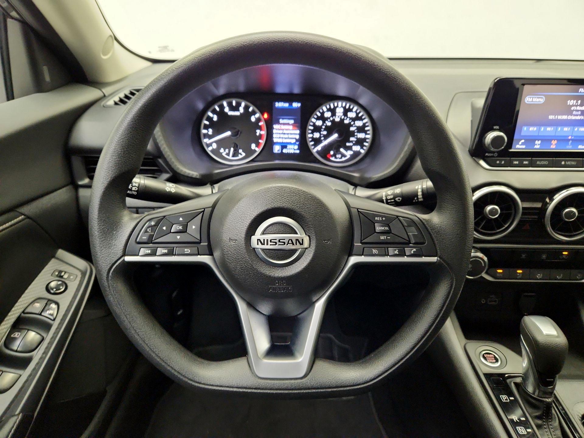 Thumbnail: 2022 Nissan Sentra - 10