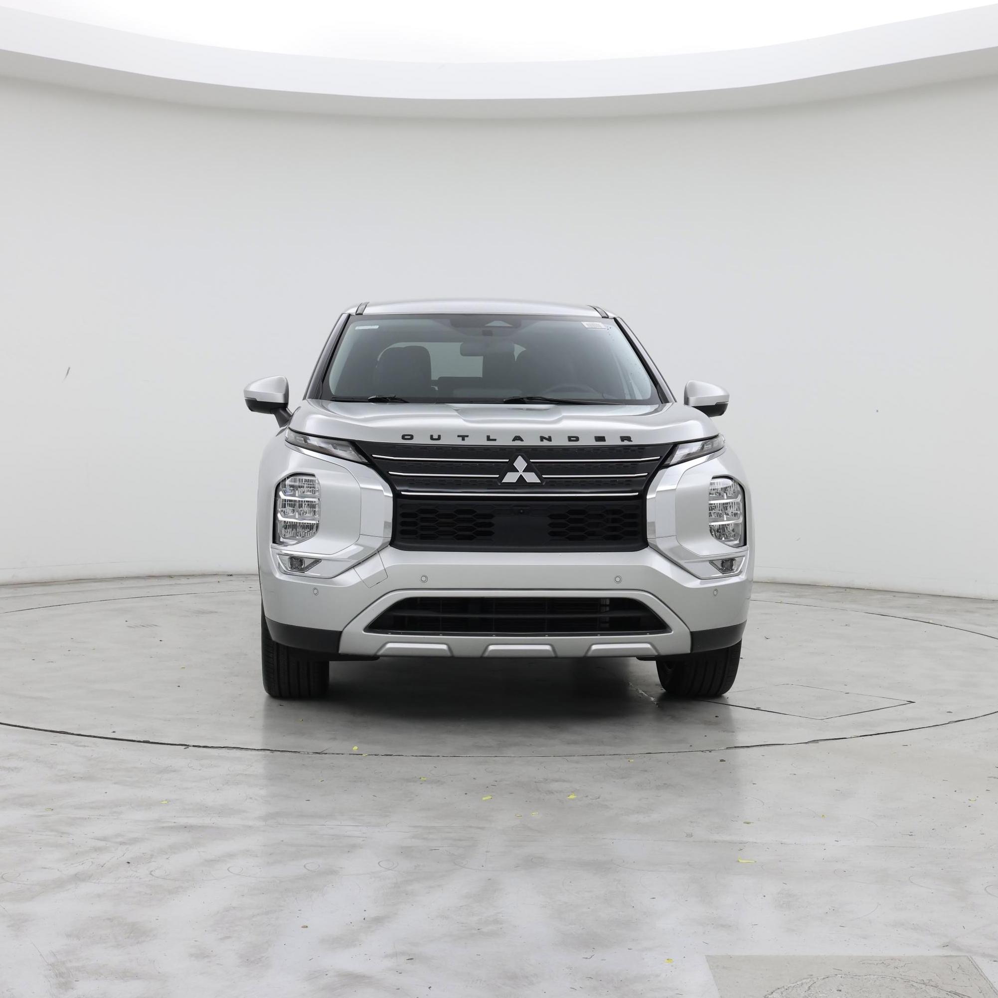 Thumbnail: 2023 Mitsubishi Outlander - 5