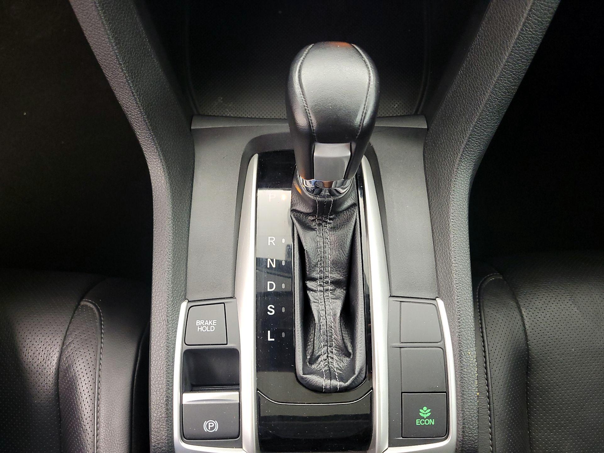 Thumbnail: 2018 Honda Civic - 17