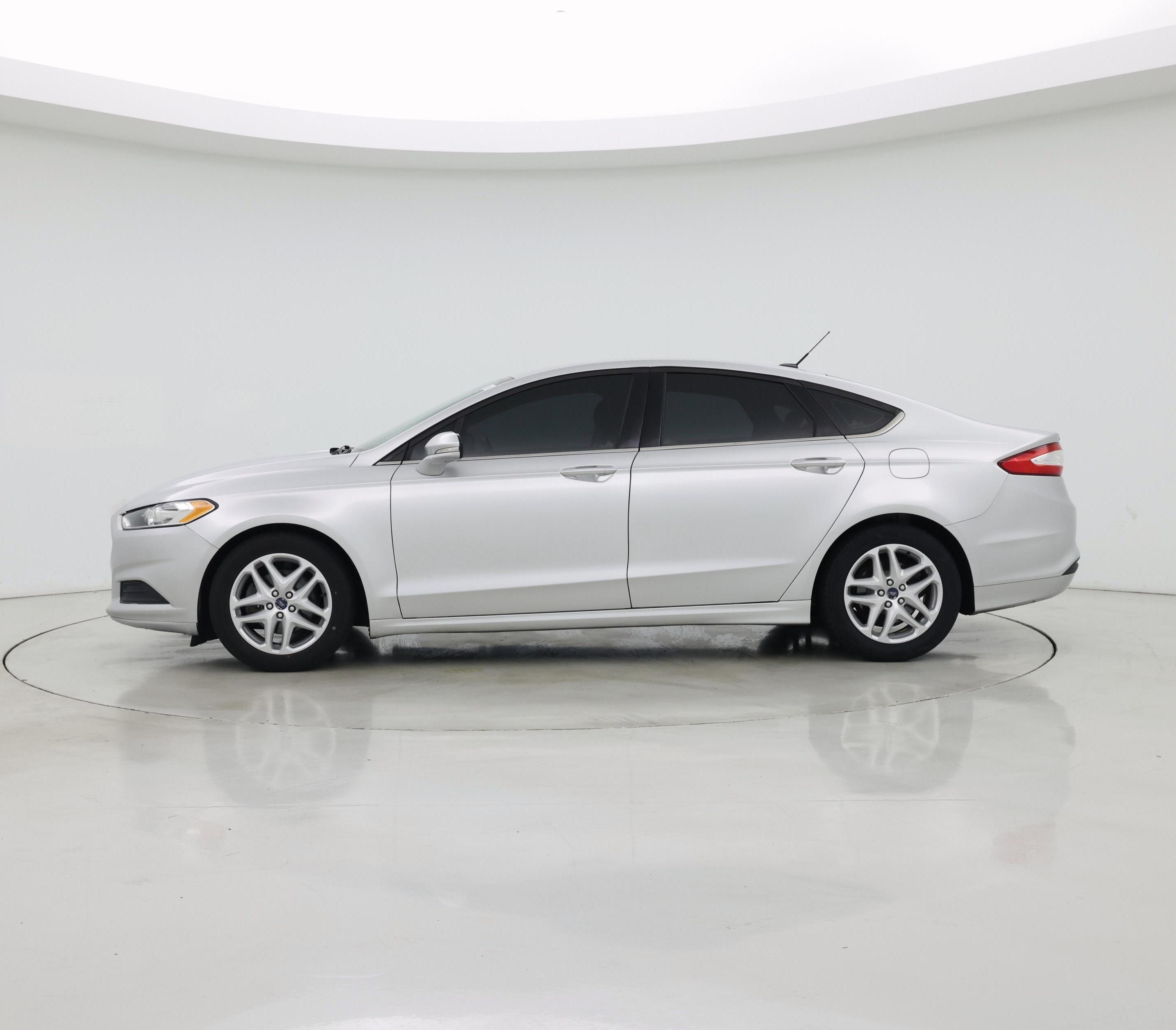 Thumbnail: 2016 Ford Fusion - 3
