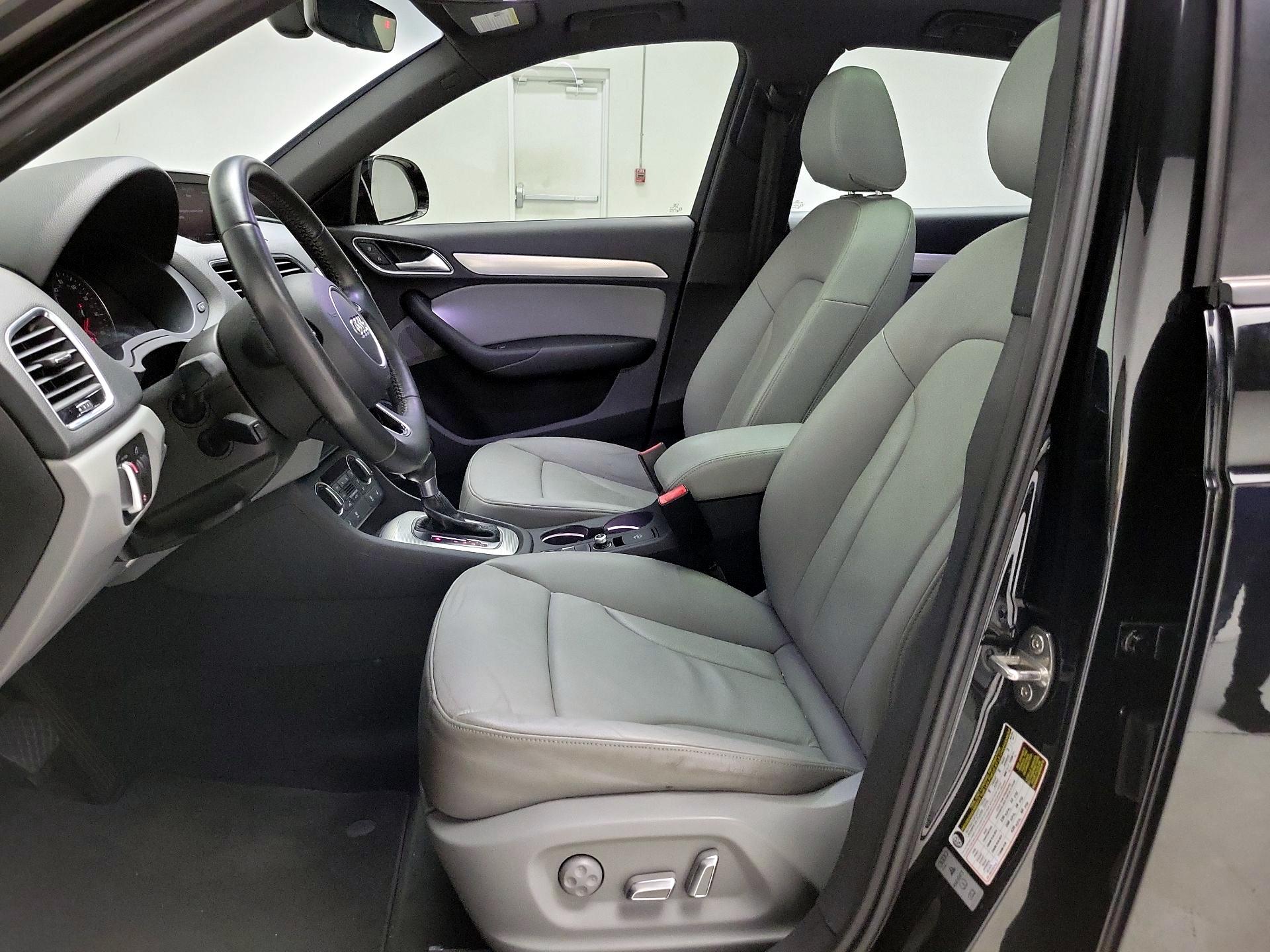 Thumbnail: 2018 Audi Q3 - 11