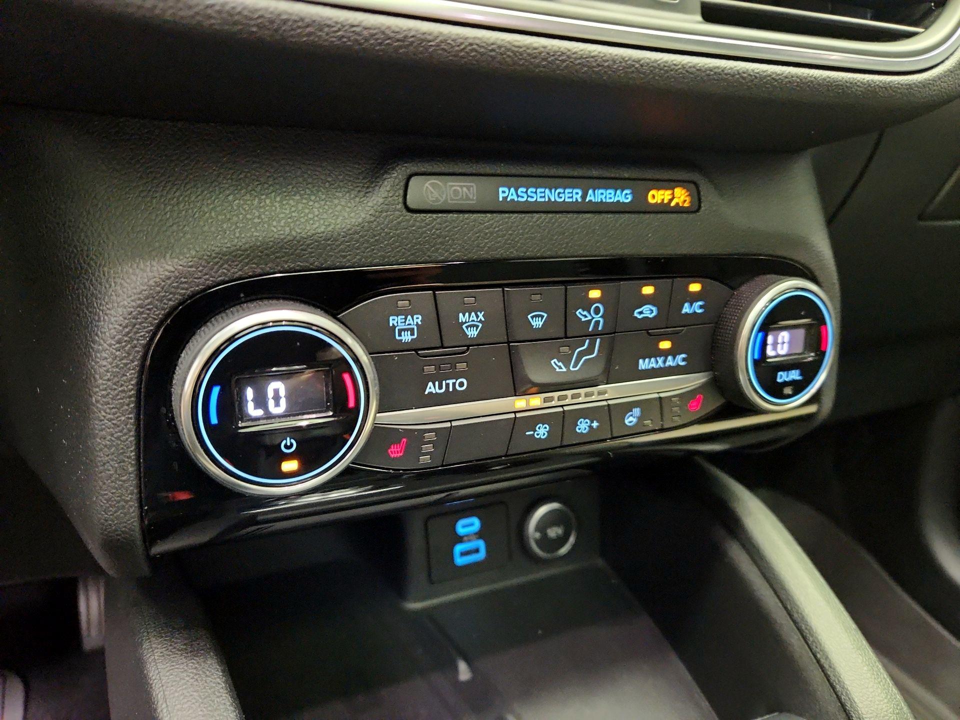 Thumbnail: 2021 Ford Escape - 17