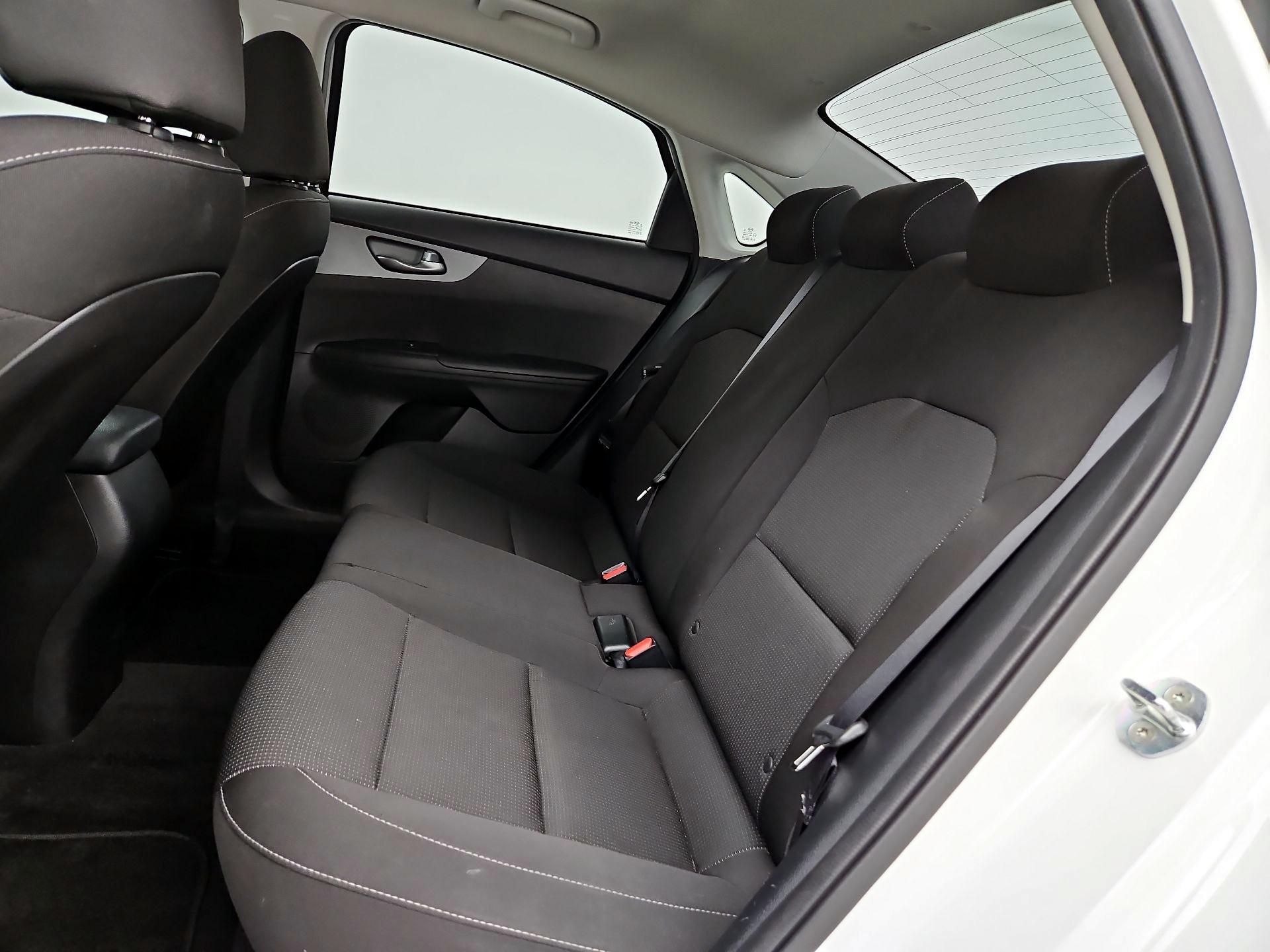 Thumbnail: 2021 Kia Forte - 19
