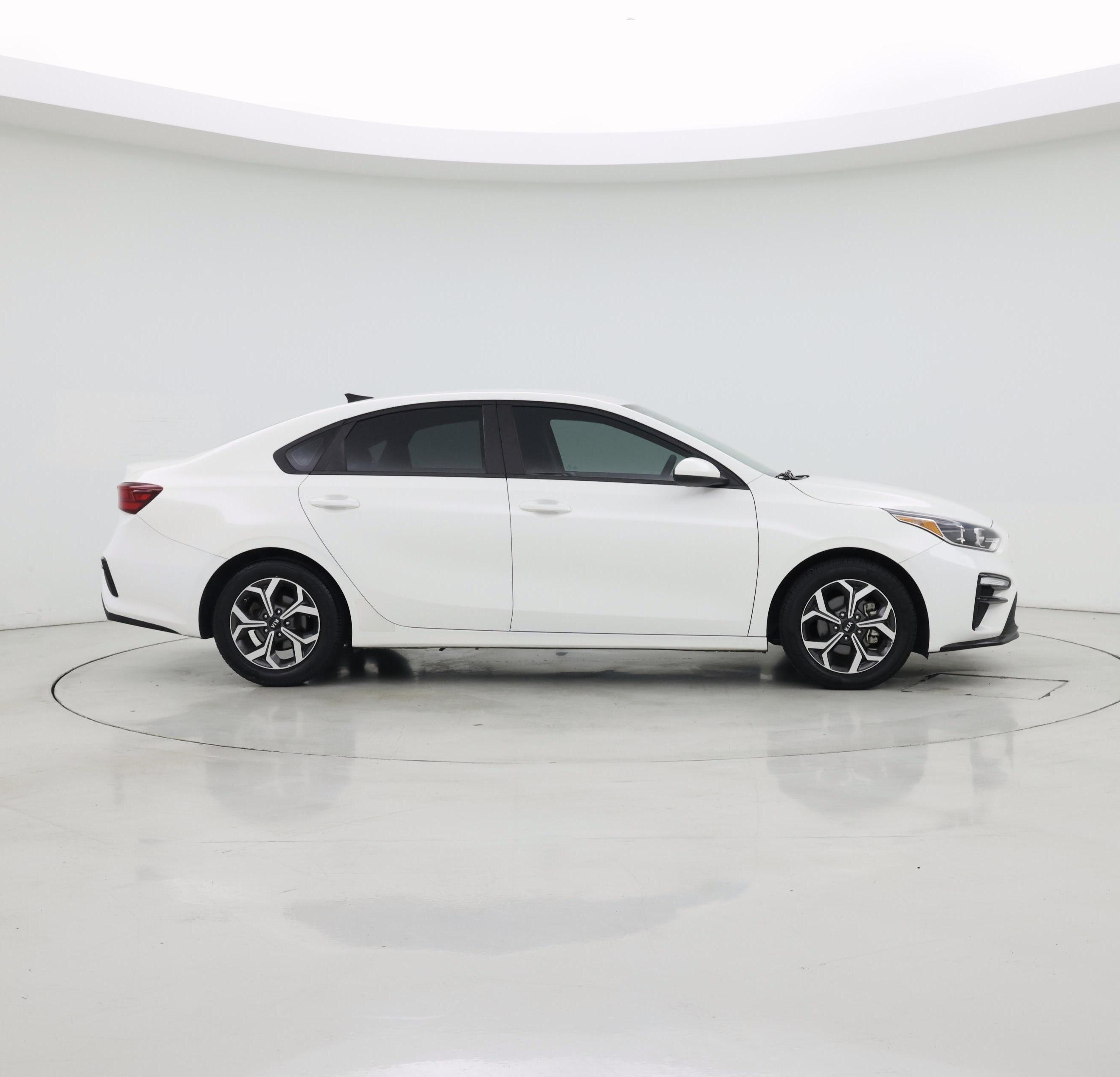 Thumbnail: 2021 Kia Forte - 7