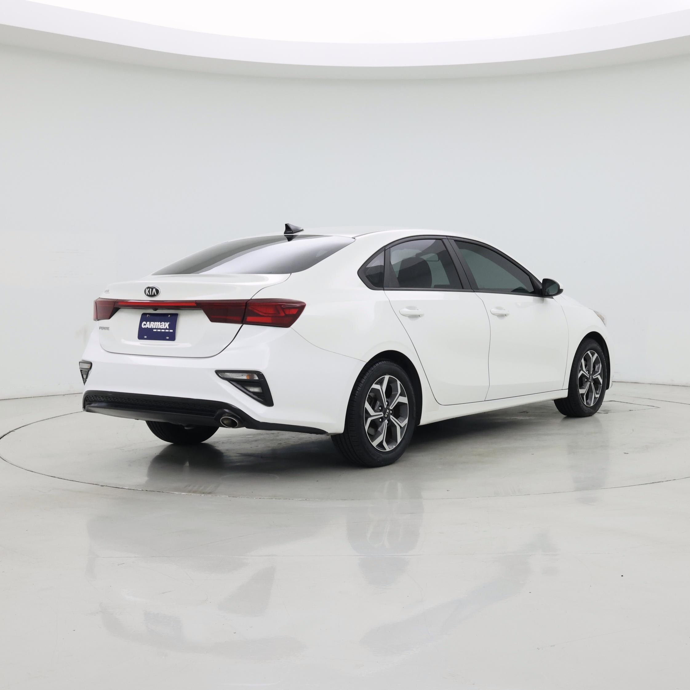Thumbnail: 2021 Kia Forte - 8