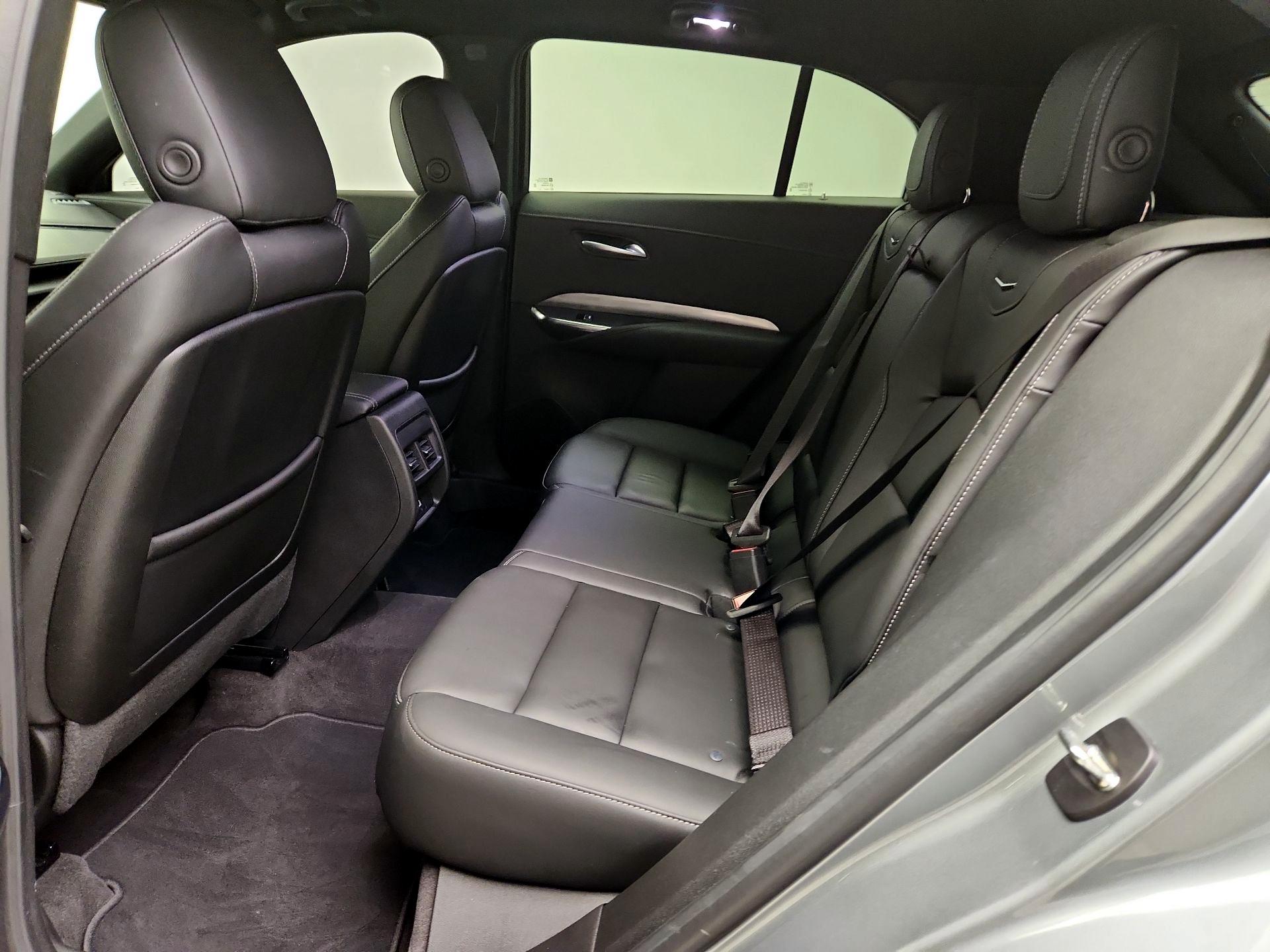 Thumbnail: 2024 Cadillac XT4 - 20