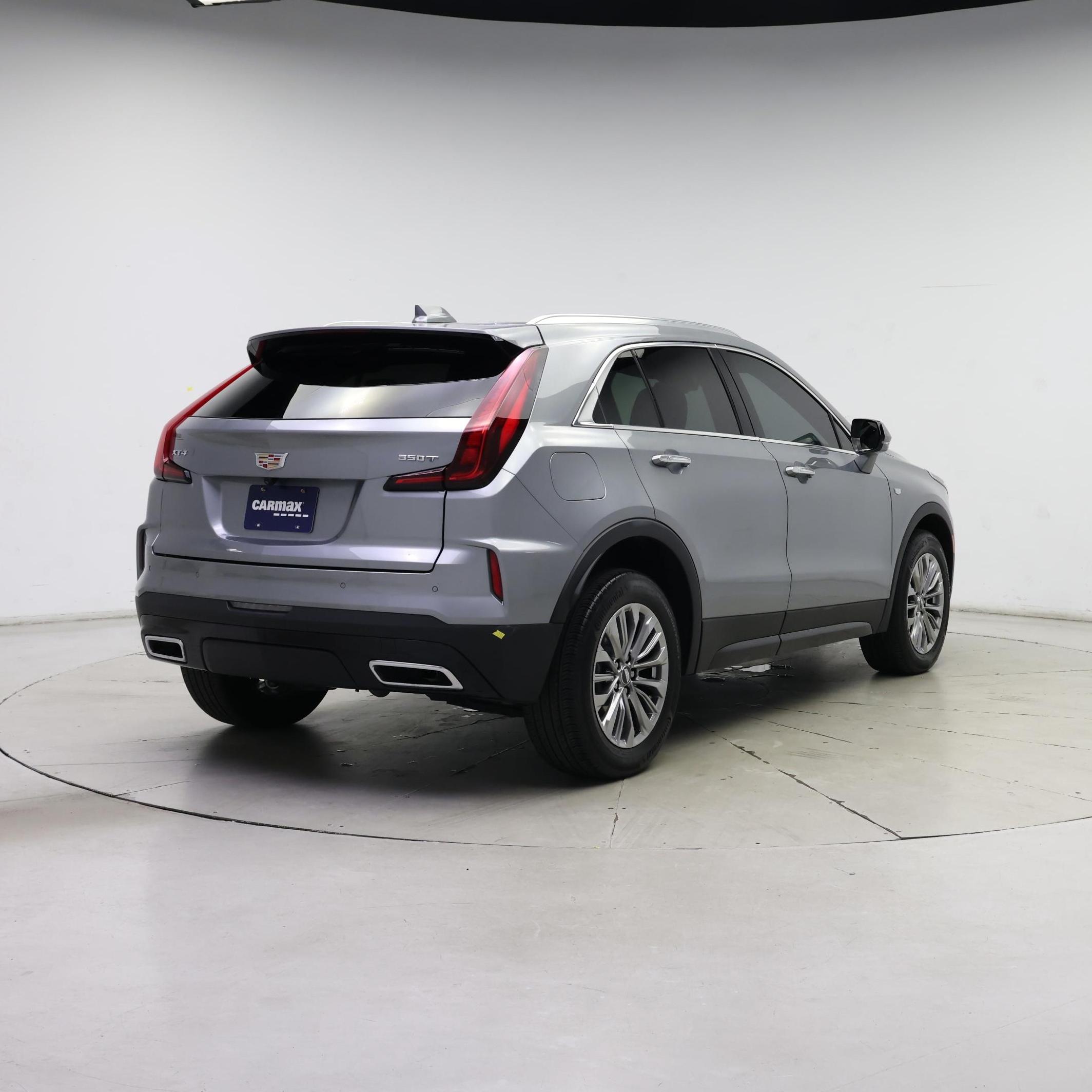 Thumbnail: 2024 Cadillac XT4 - 8