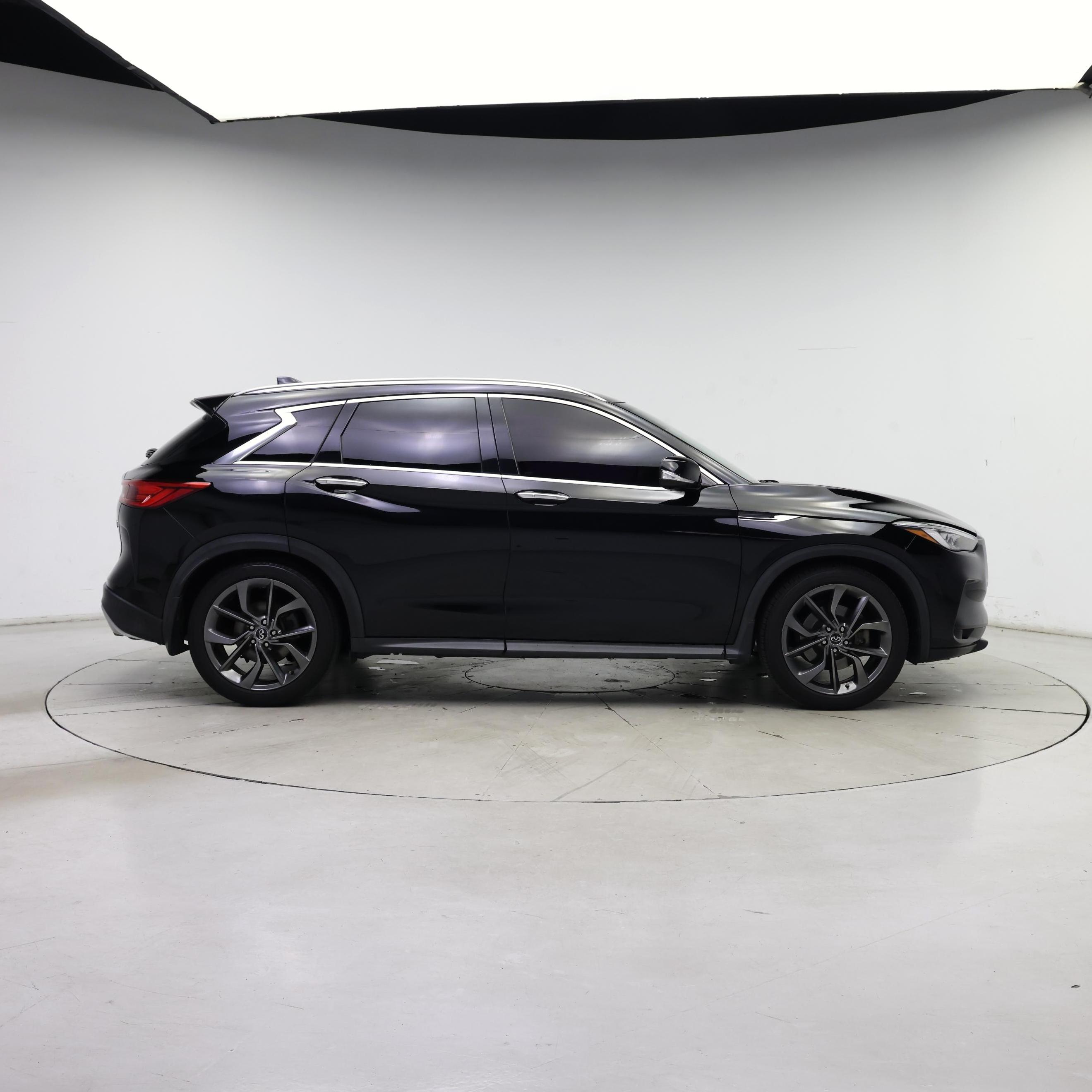 Thumbnail: 2019 INFINITI QX50 - 7