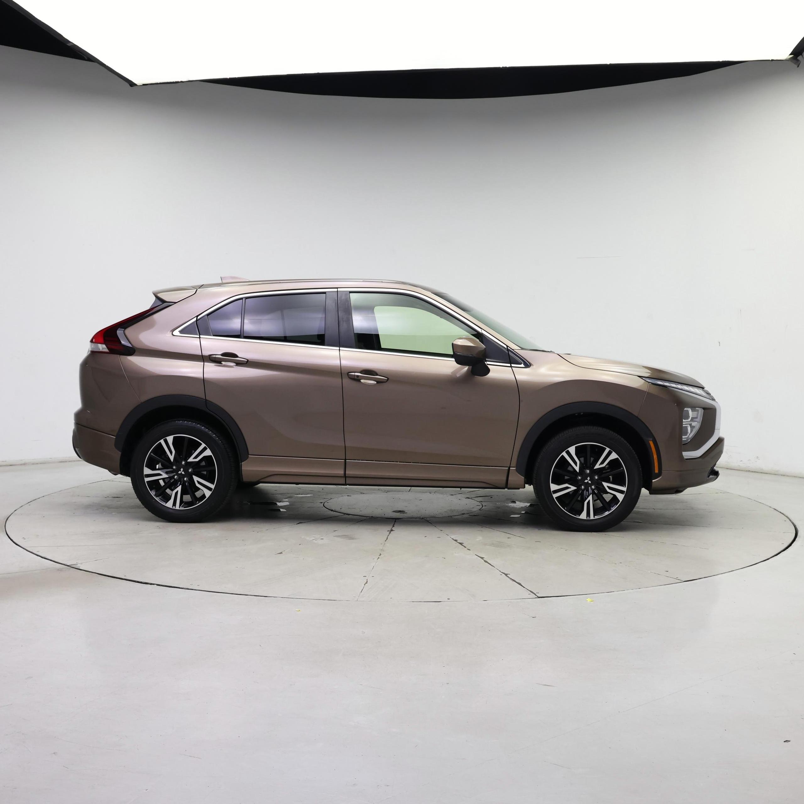Thumbnail: 2023 Mitsubishi Eclipse Cross - 7