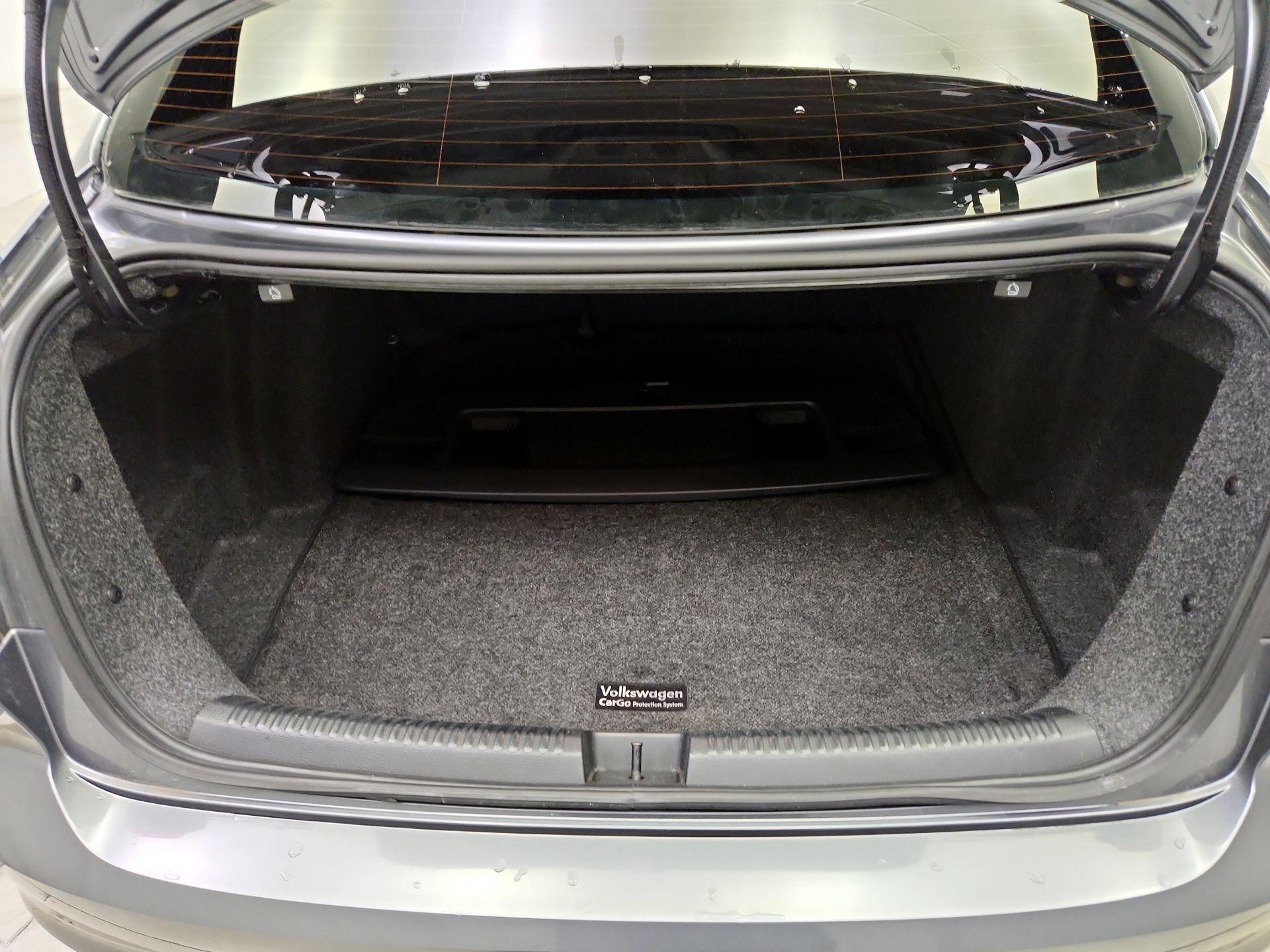 Thumbnail: 2016 Volkswagen Jetta - 20