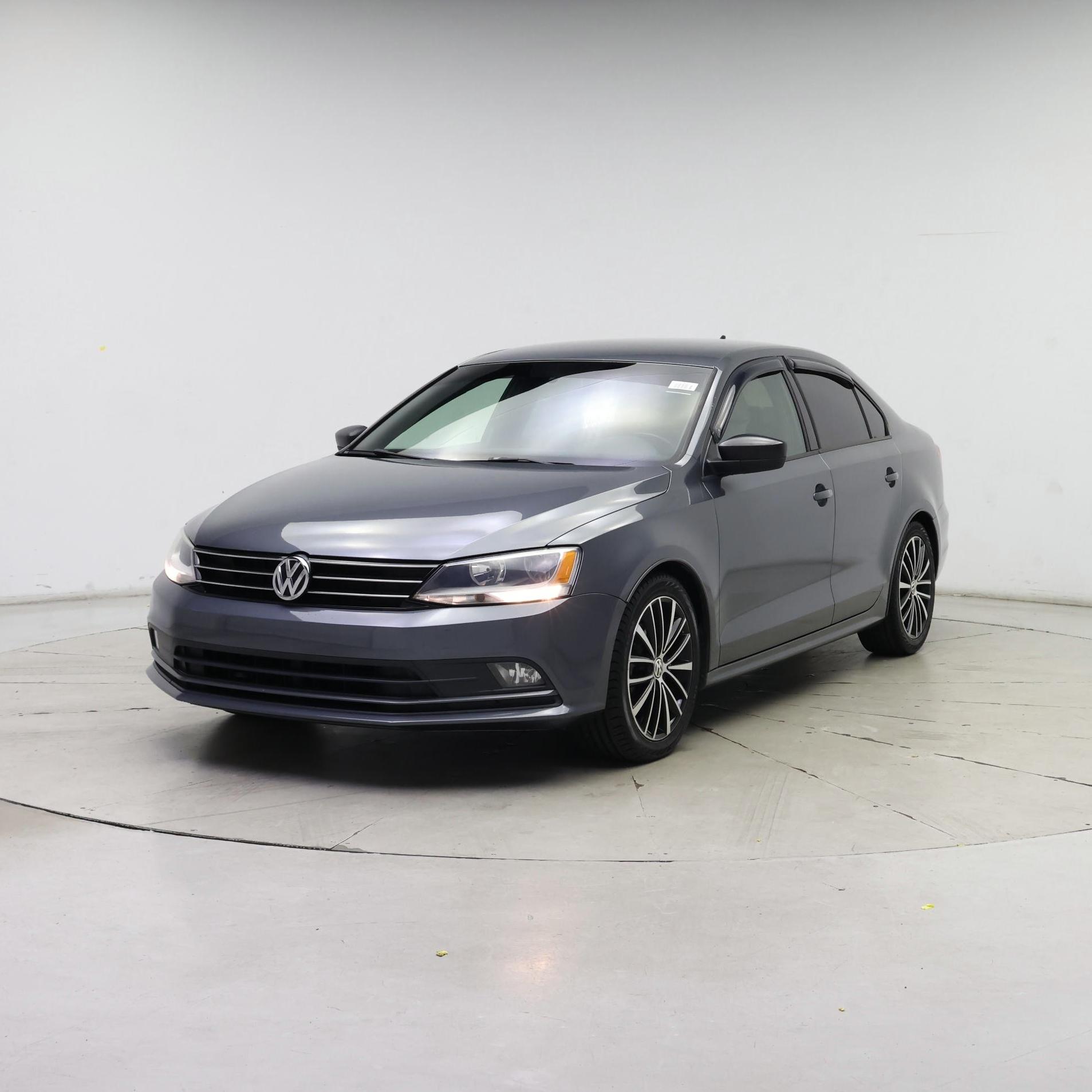 Thumbnail: 2016 Volkswagen Jetta - 4