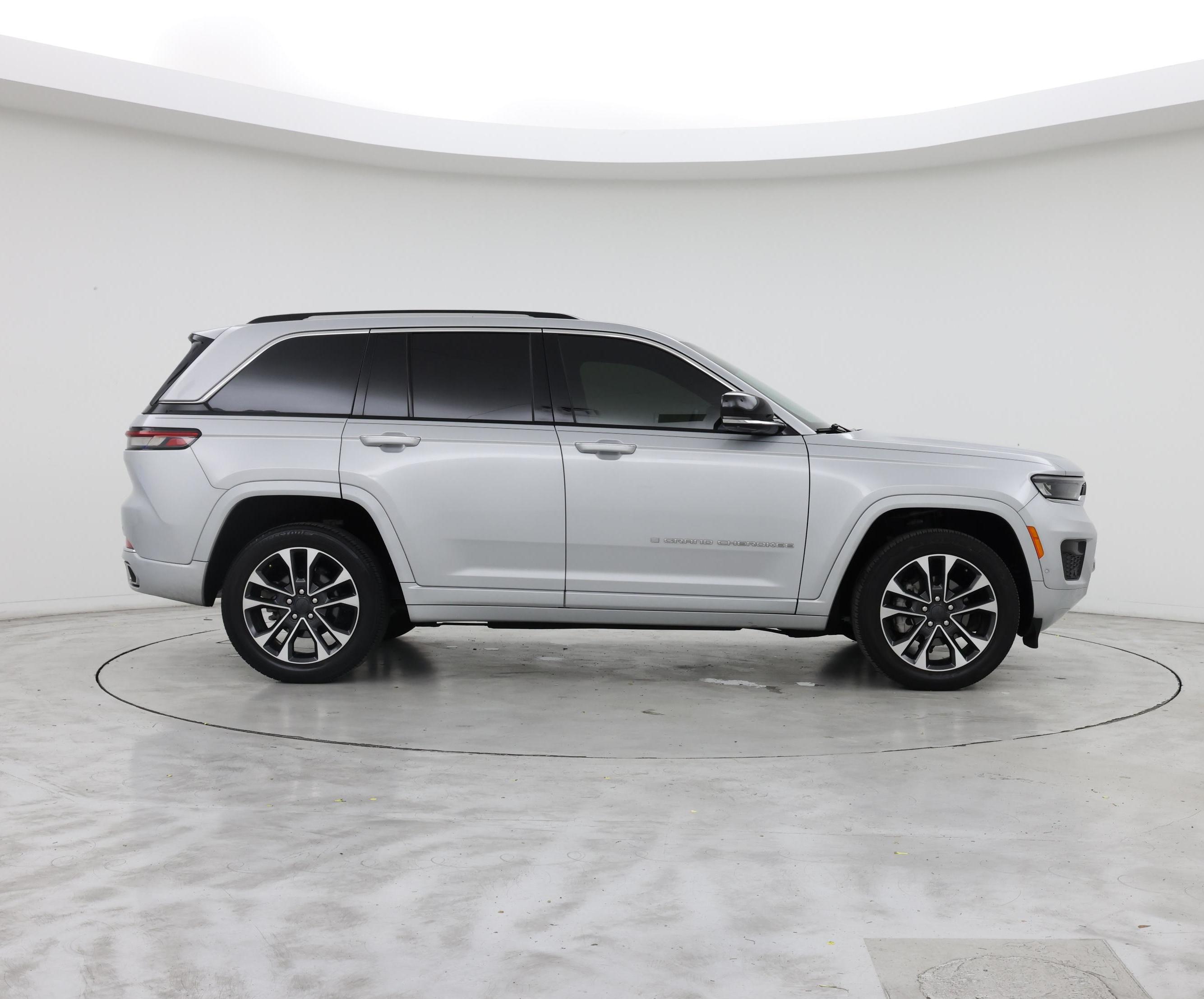Thumbnail: 2023 Jeep Grand Cherokee - 7