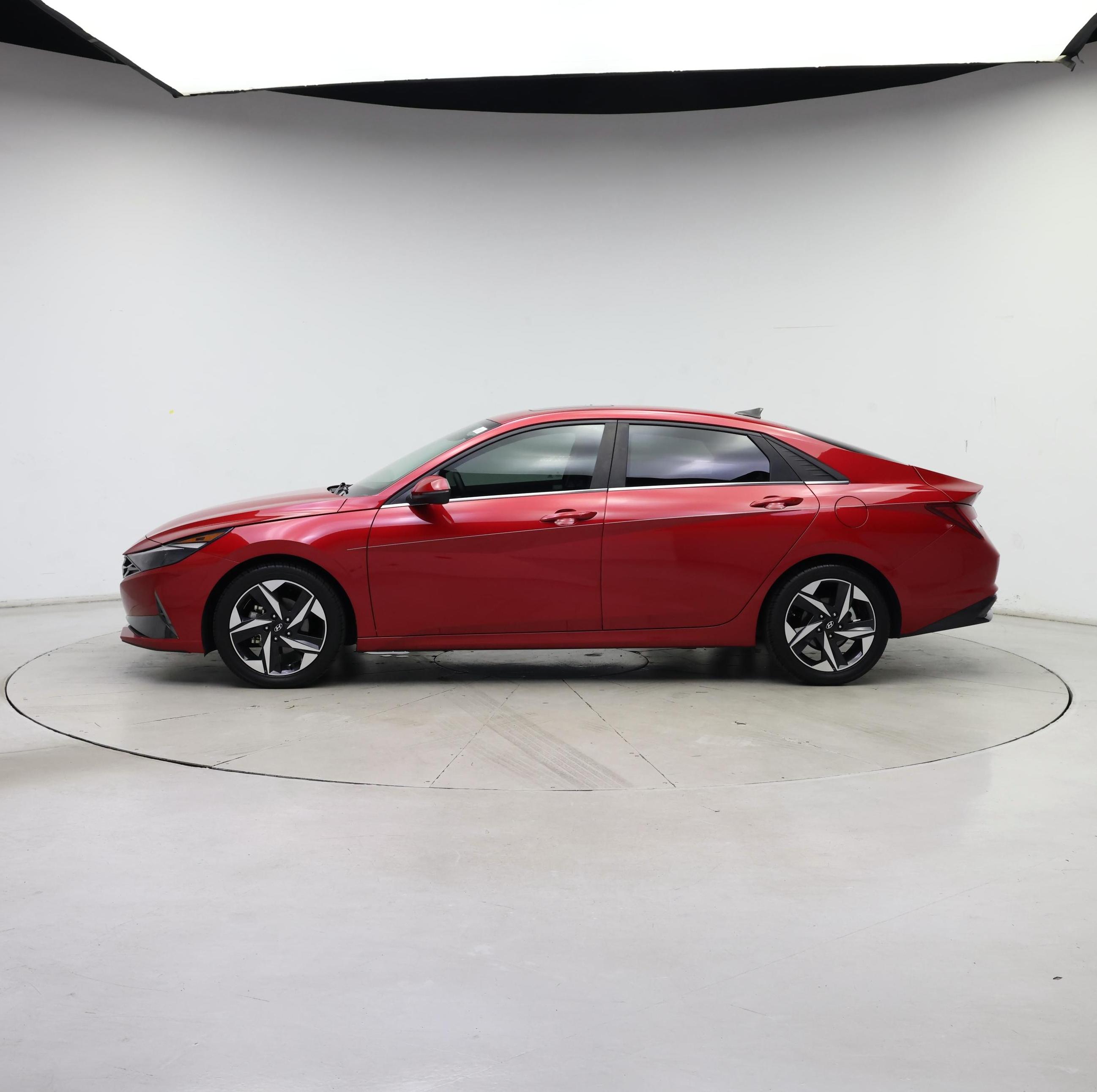 Thumbnail: 2021 Hyundai Elantra - 3