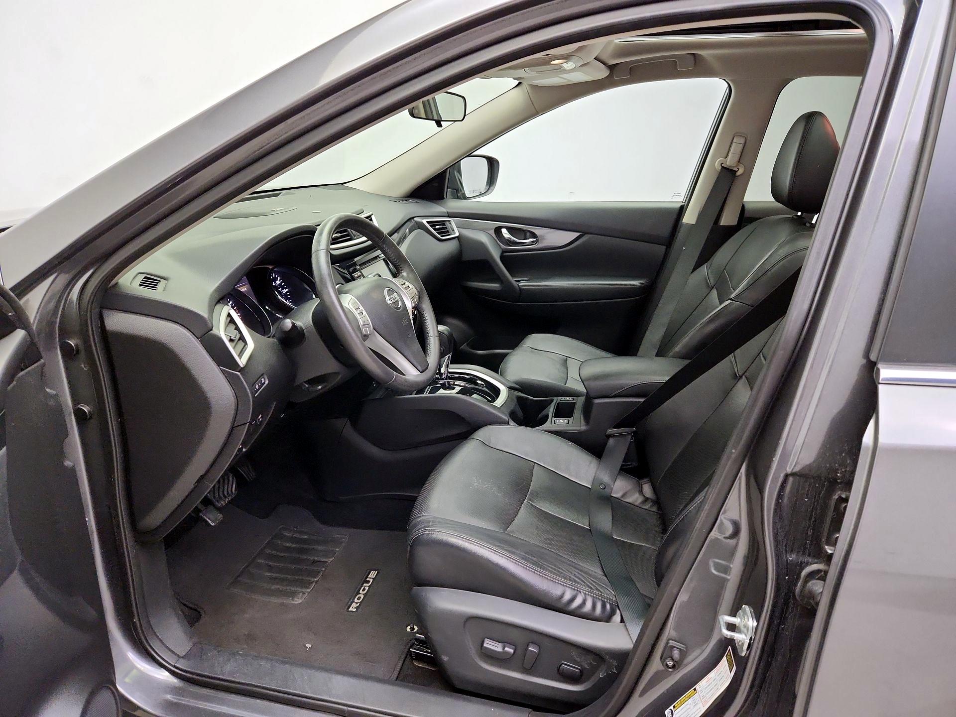 Thumbnail: 2015 Nissan Rogue - 11