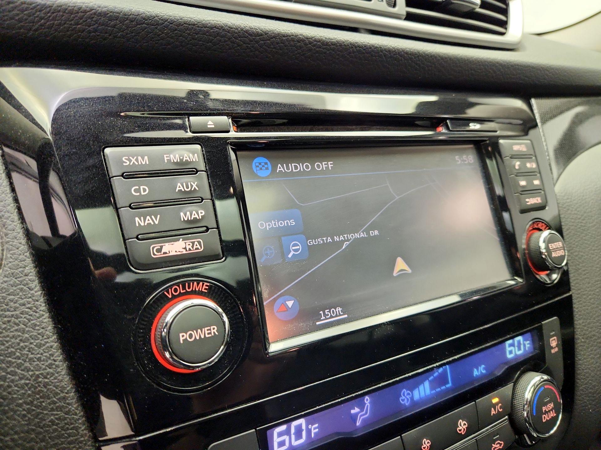 Thumbnail: 2015 Nissan Rogue - 14