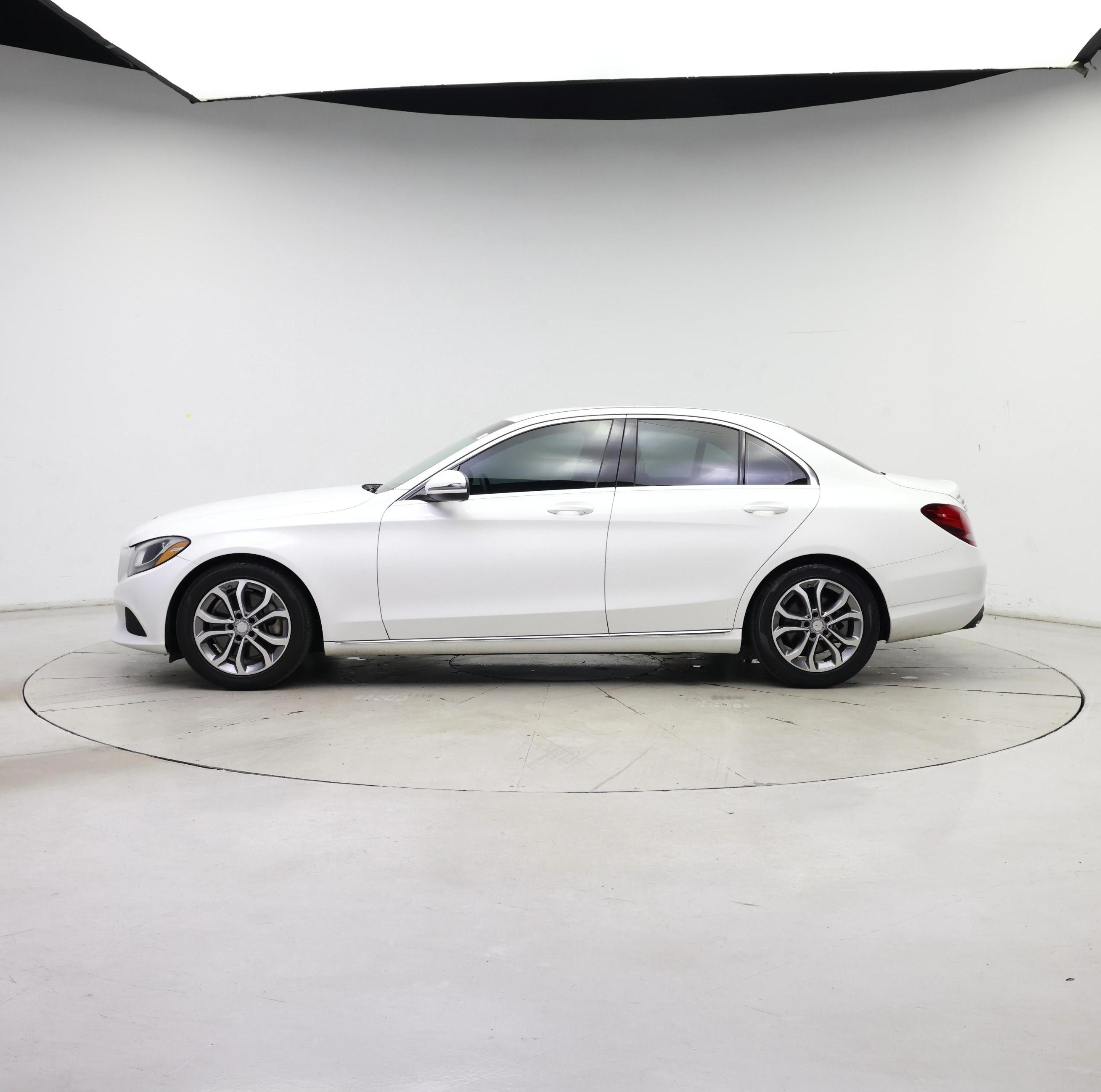 Thumbnail: 2017 Mercedes-Benz C-Class - 3