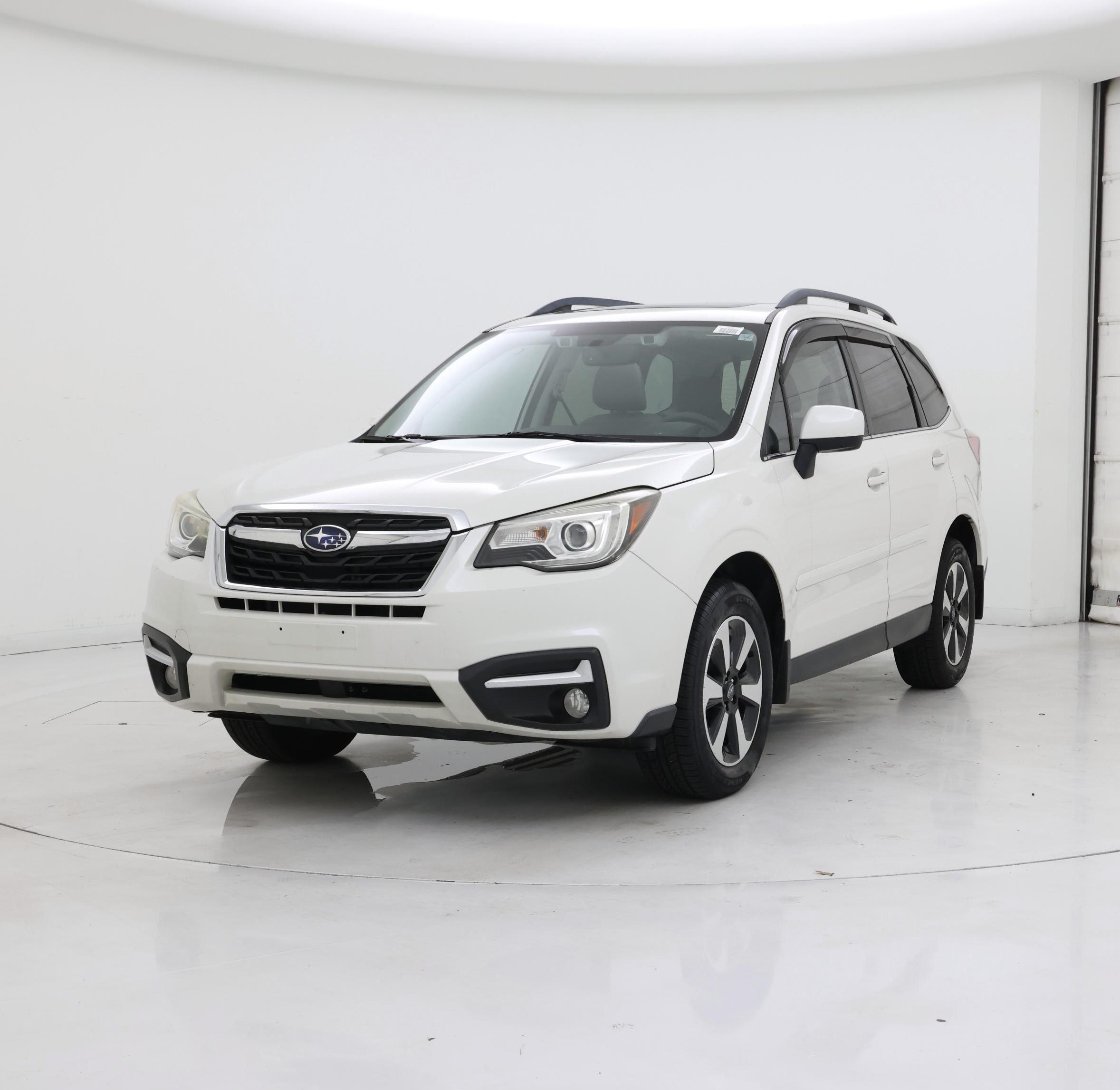 Thumbnail: 2017 Subaru Forester - 4