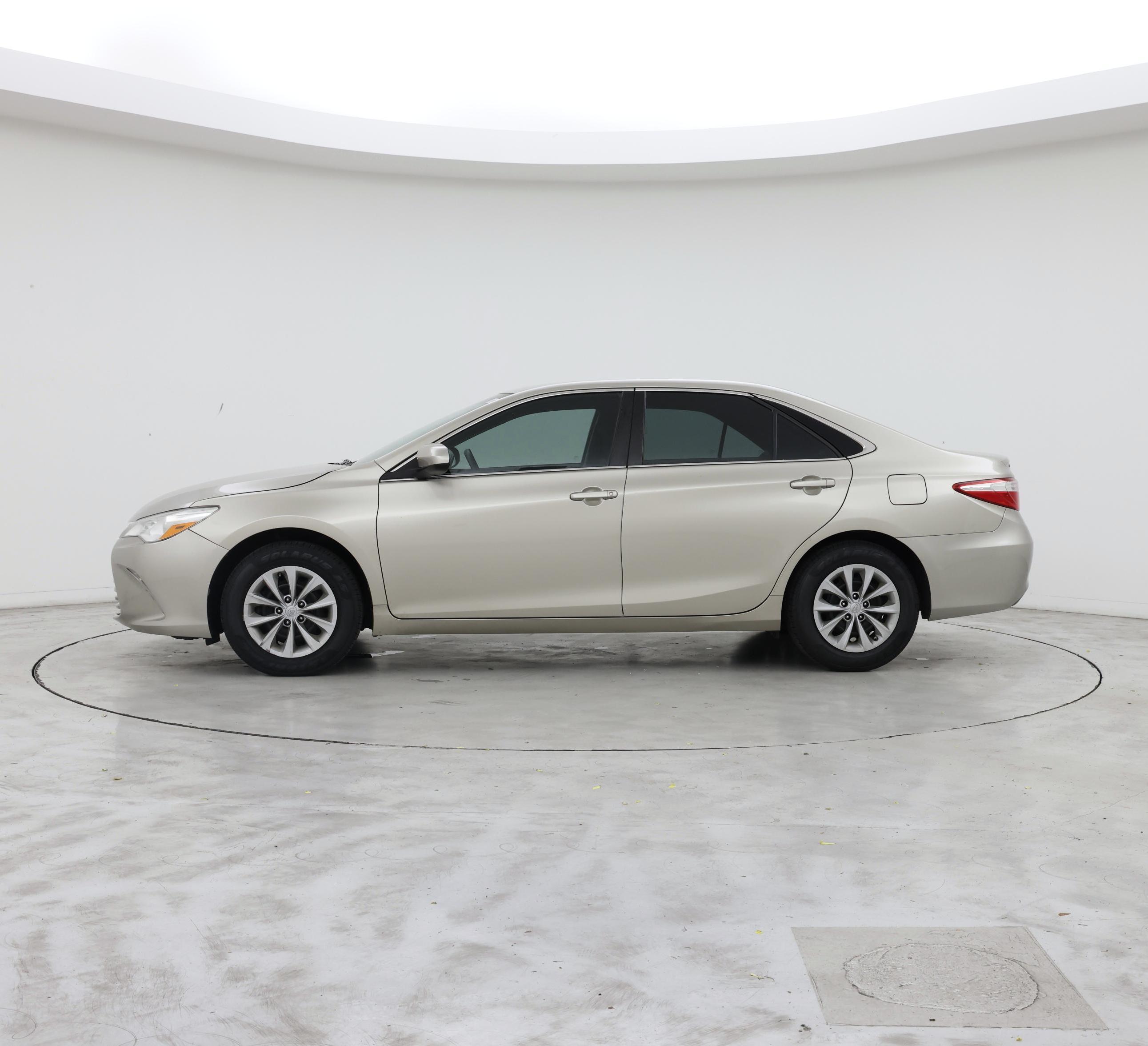 Thumbnail: 2017 Toyota Camry - 3