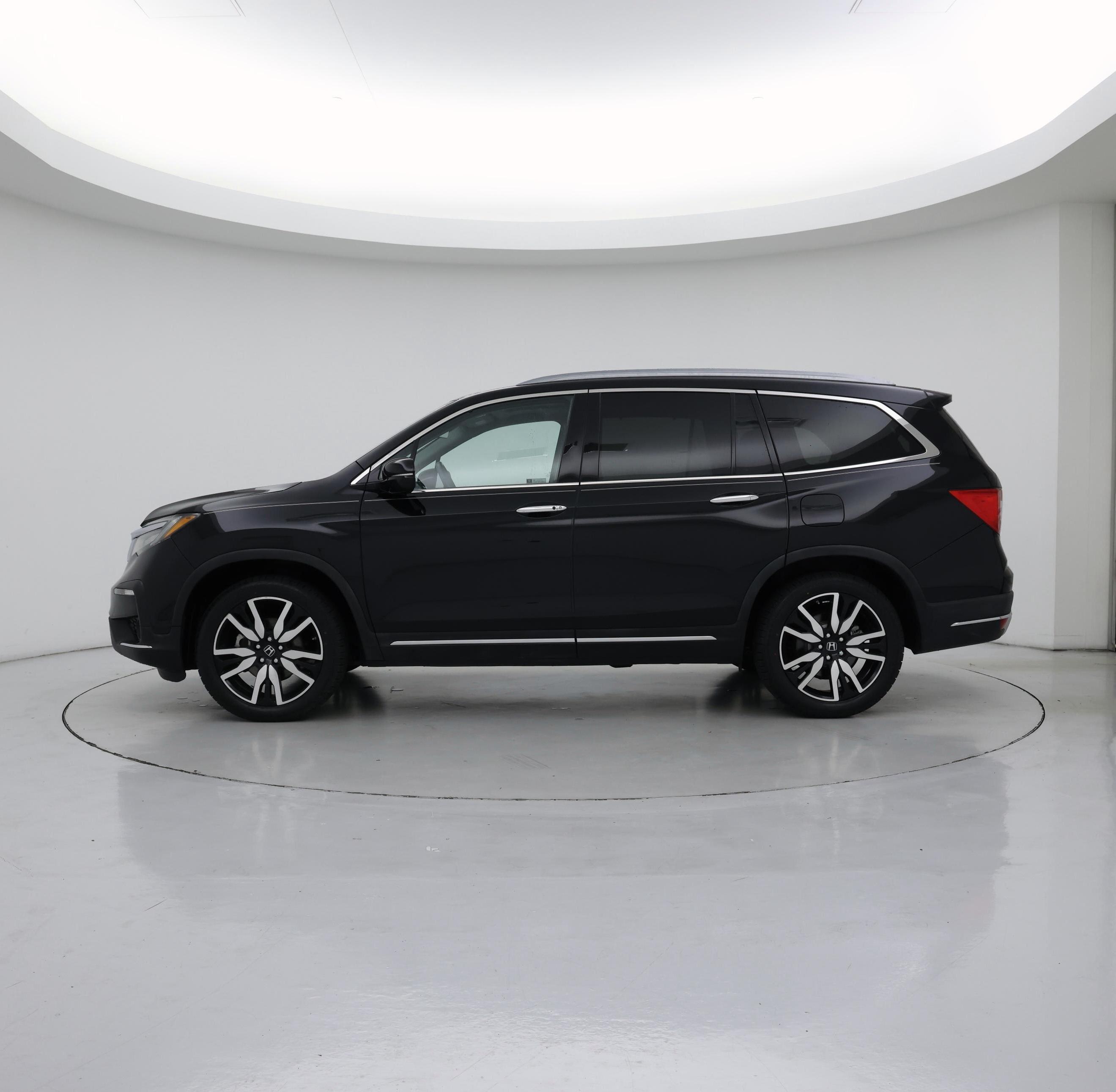Thumbnail: 2021 Honda Pilot - 3