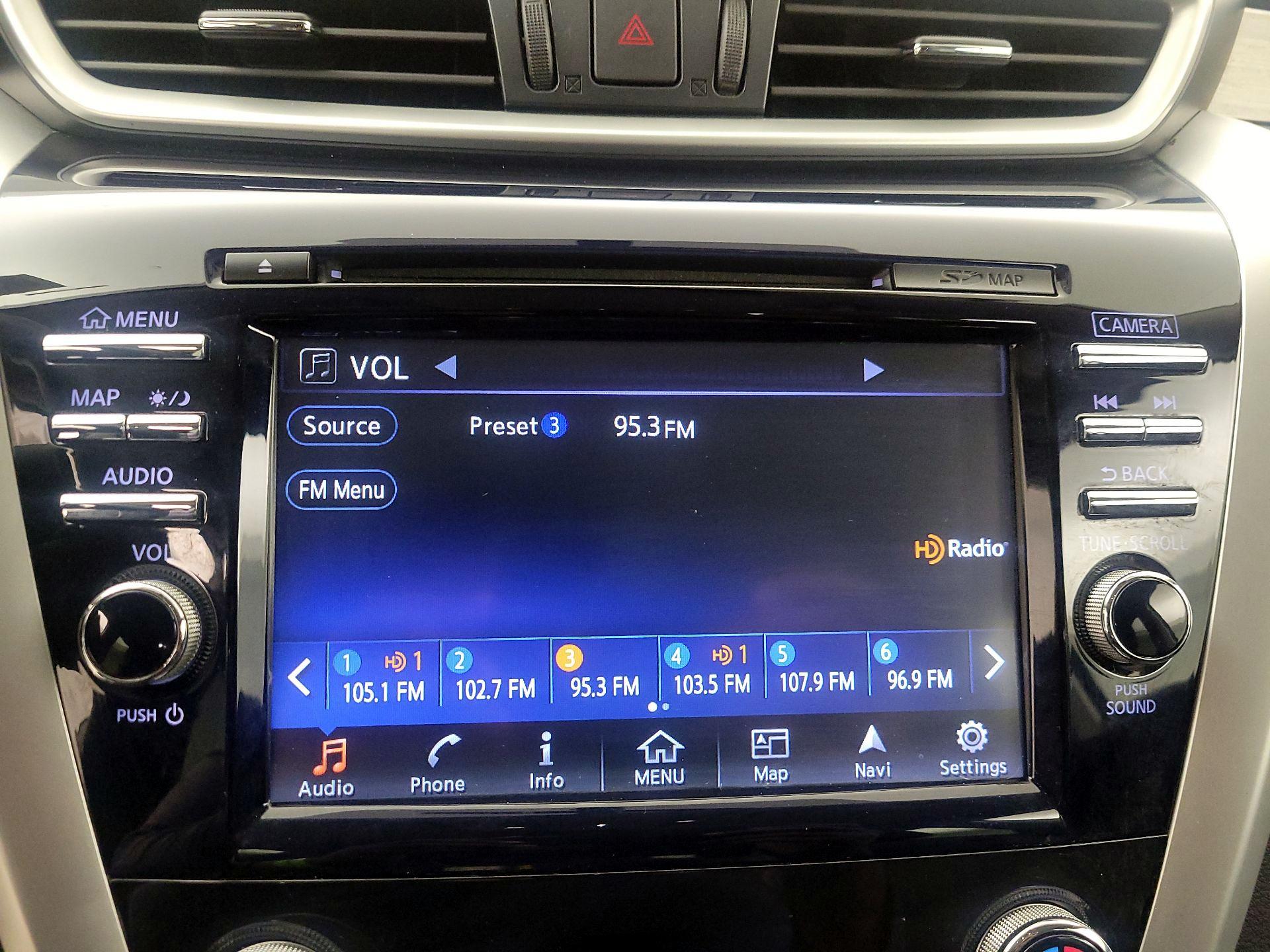 Thumbnail: 2018 Nissan Murano - 16