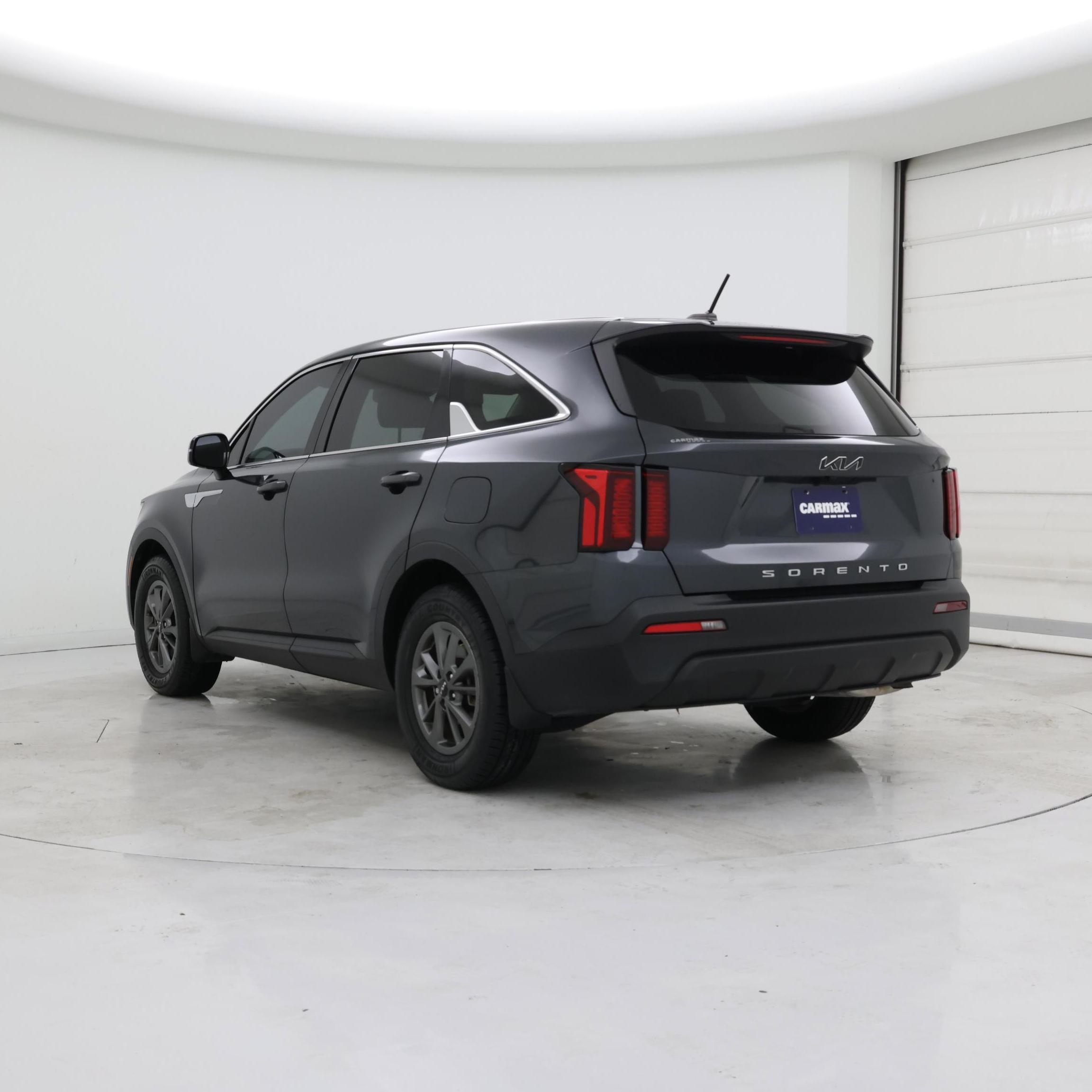 Thumbnail: 2022 Kia Sorento - 2