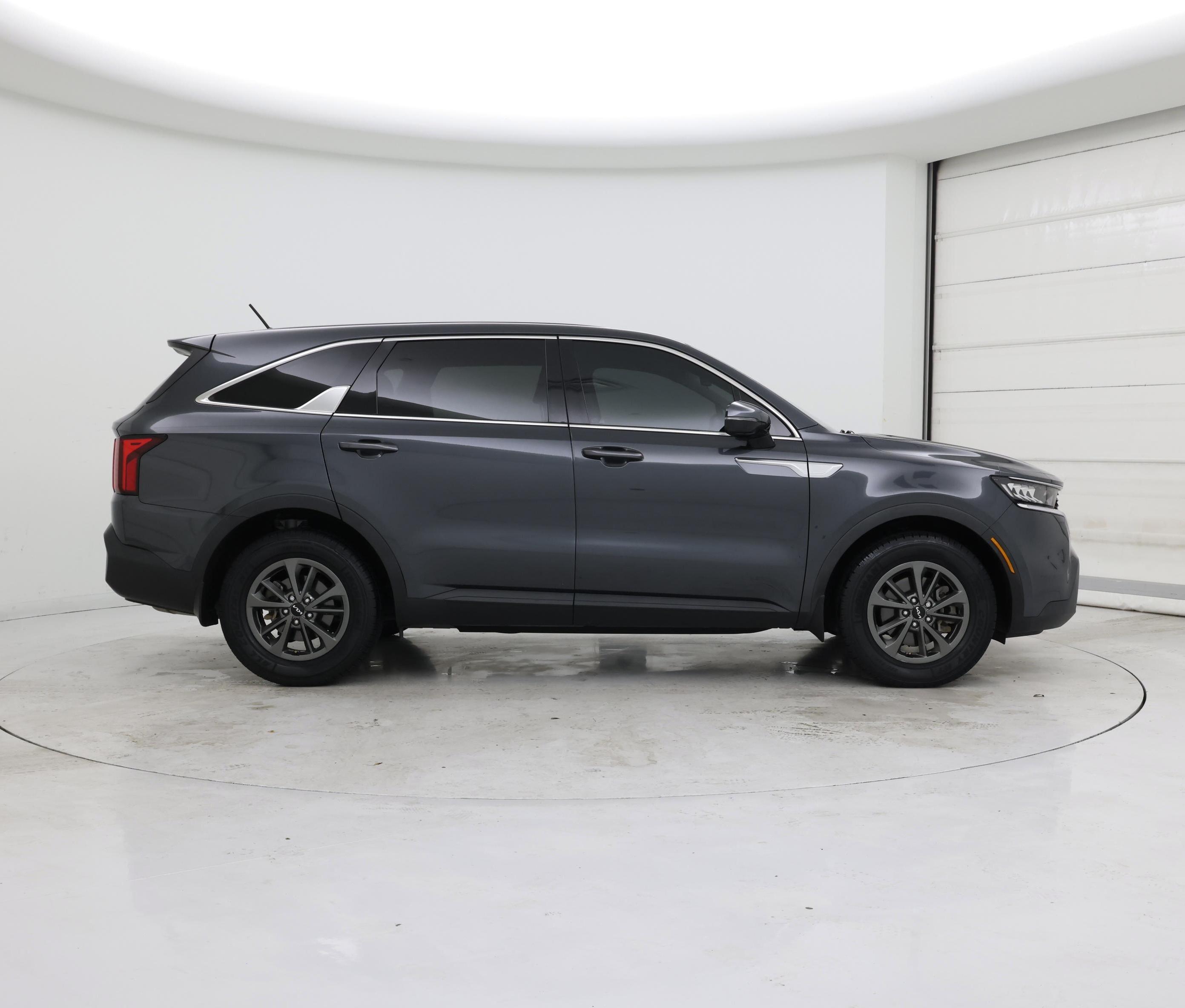 Thumbnail: 2022 Kia Sorento - 7