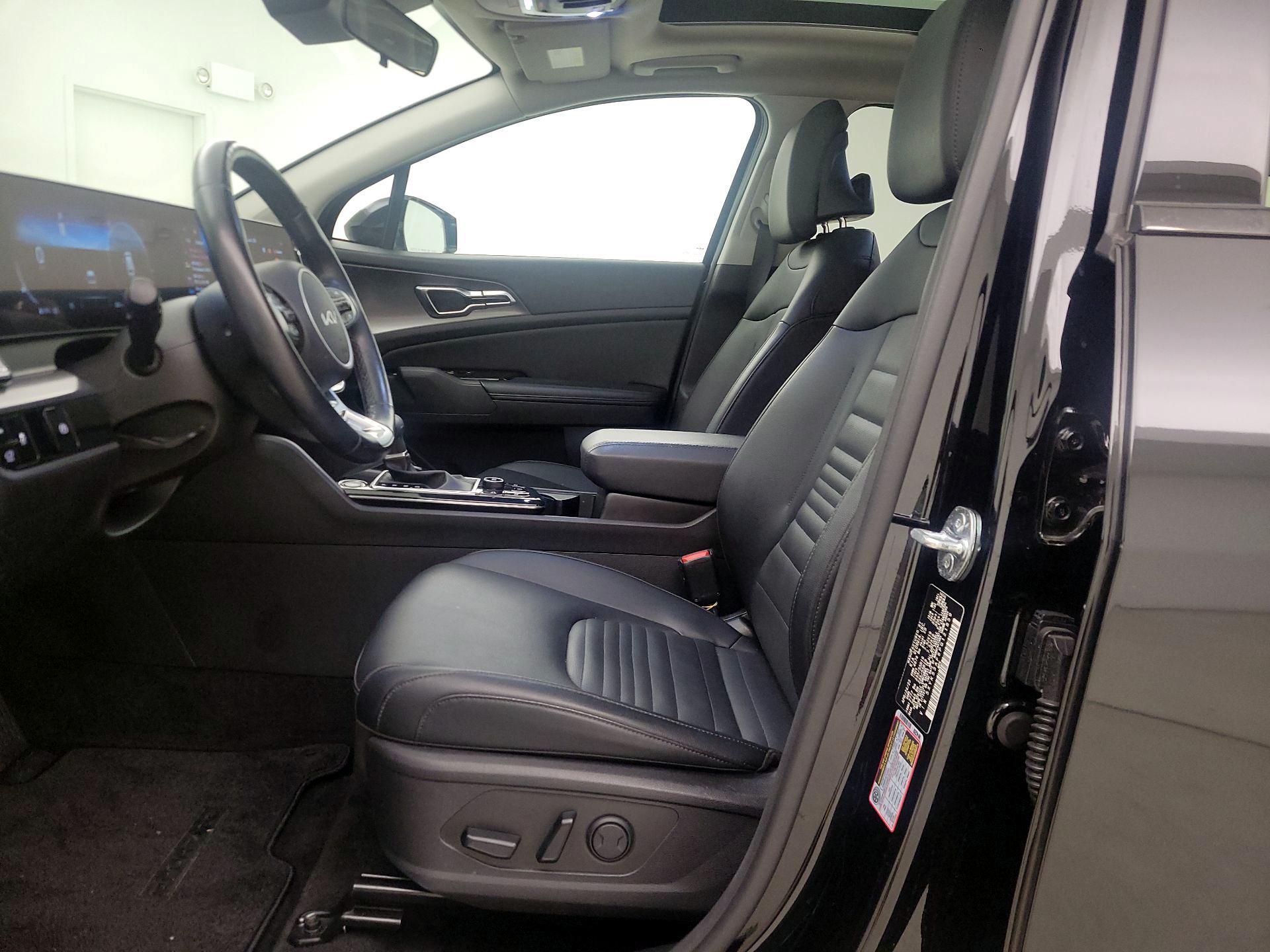 Thumbnail: 2023 Kia Sportage - 11